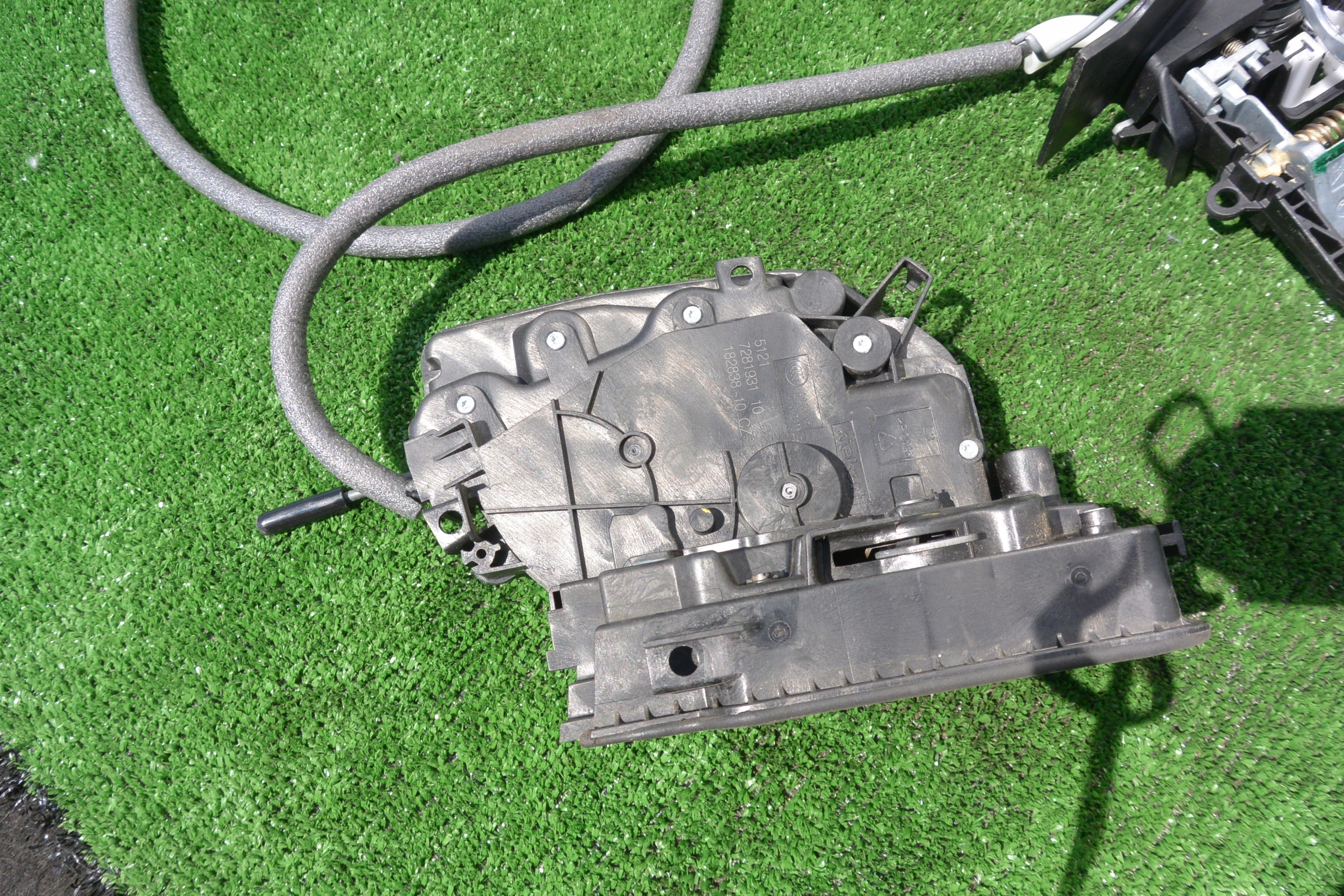 lock door left front rear part BMW X5 F15 EU