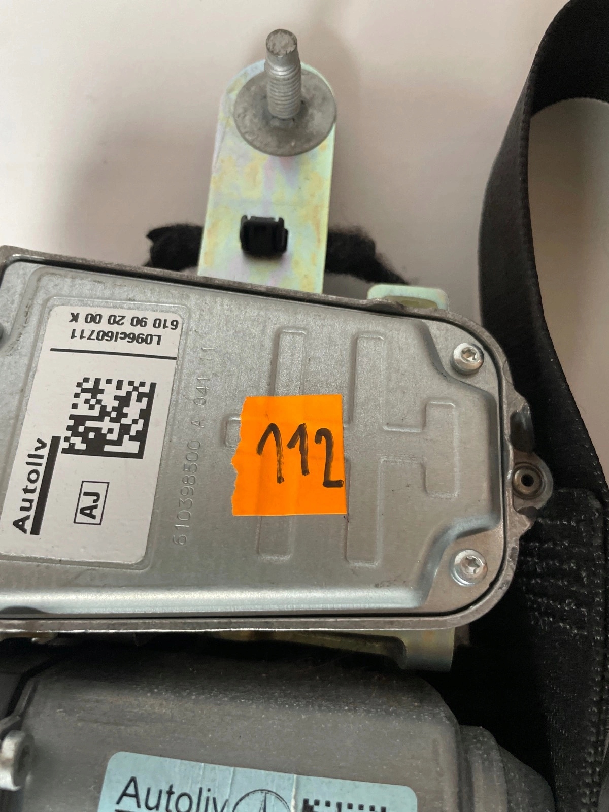tension belt safety front front right Mercedes W207 A207 E-Klasa