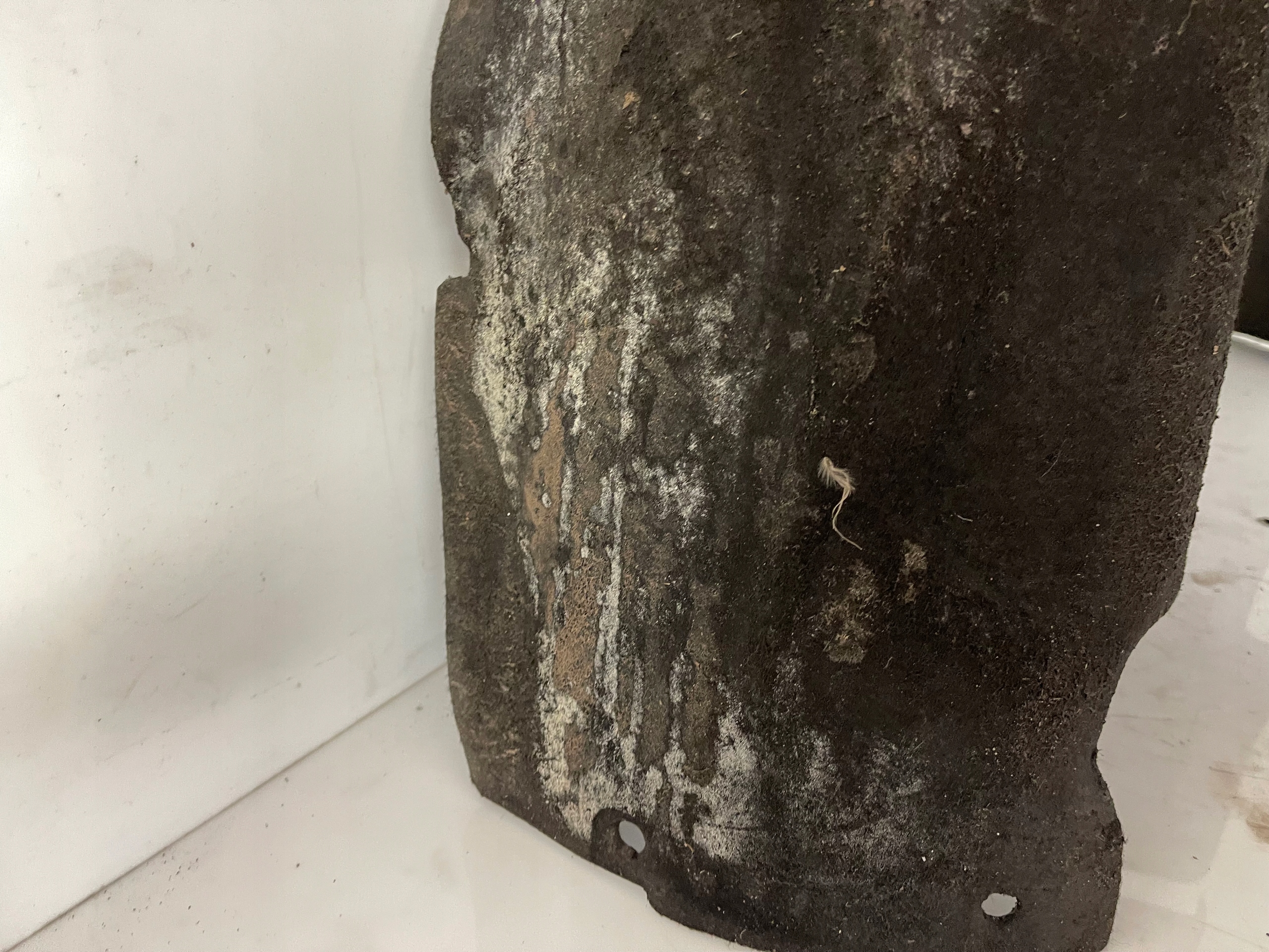 BMW 1 F20 mudguard left rear. 7241857