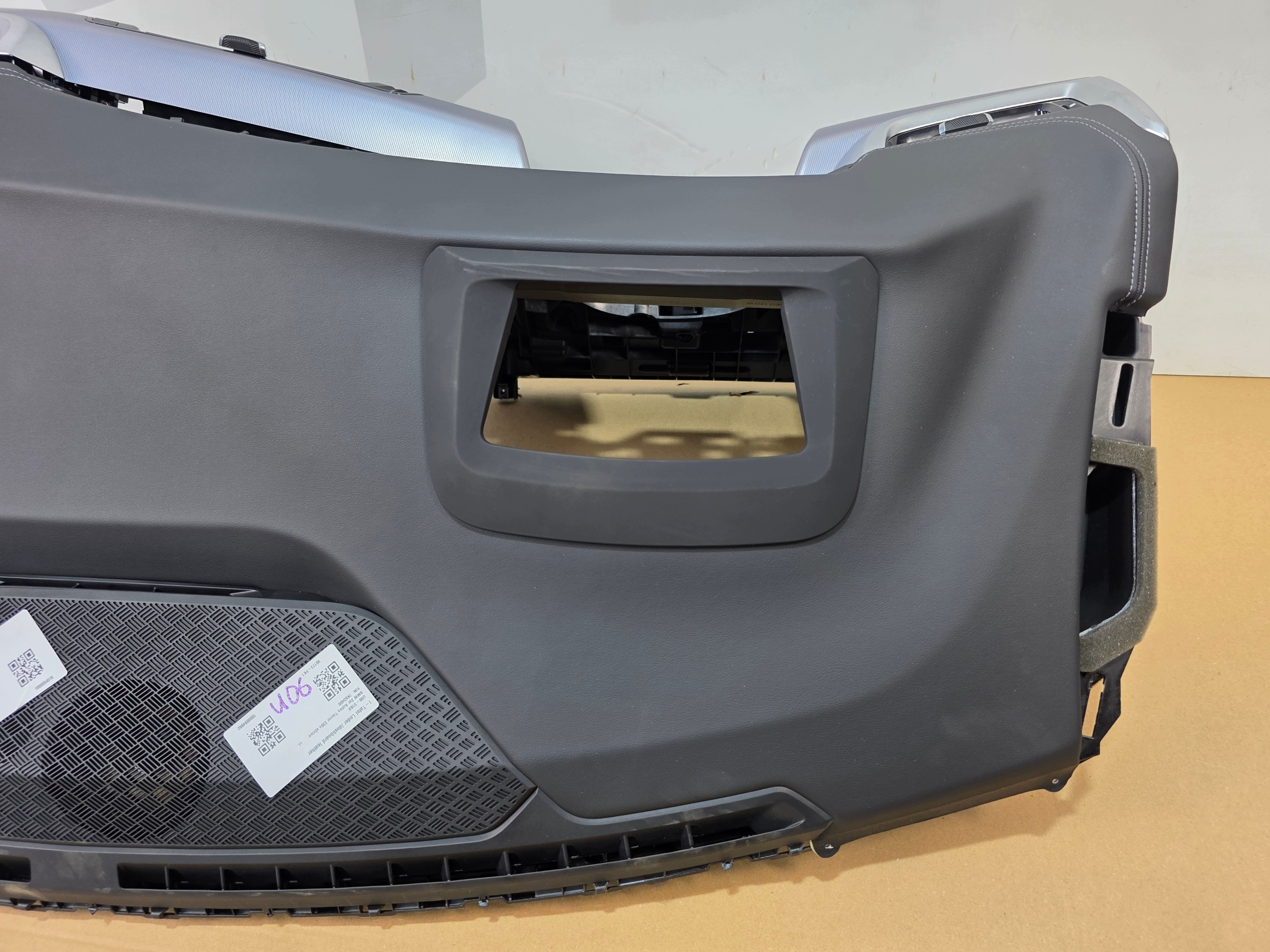 dashboard console HEAD-UP BMW 2 U06 BIALA NIC
