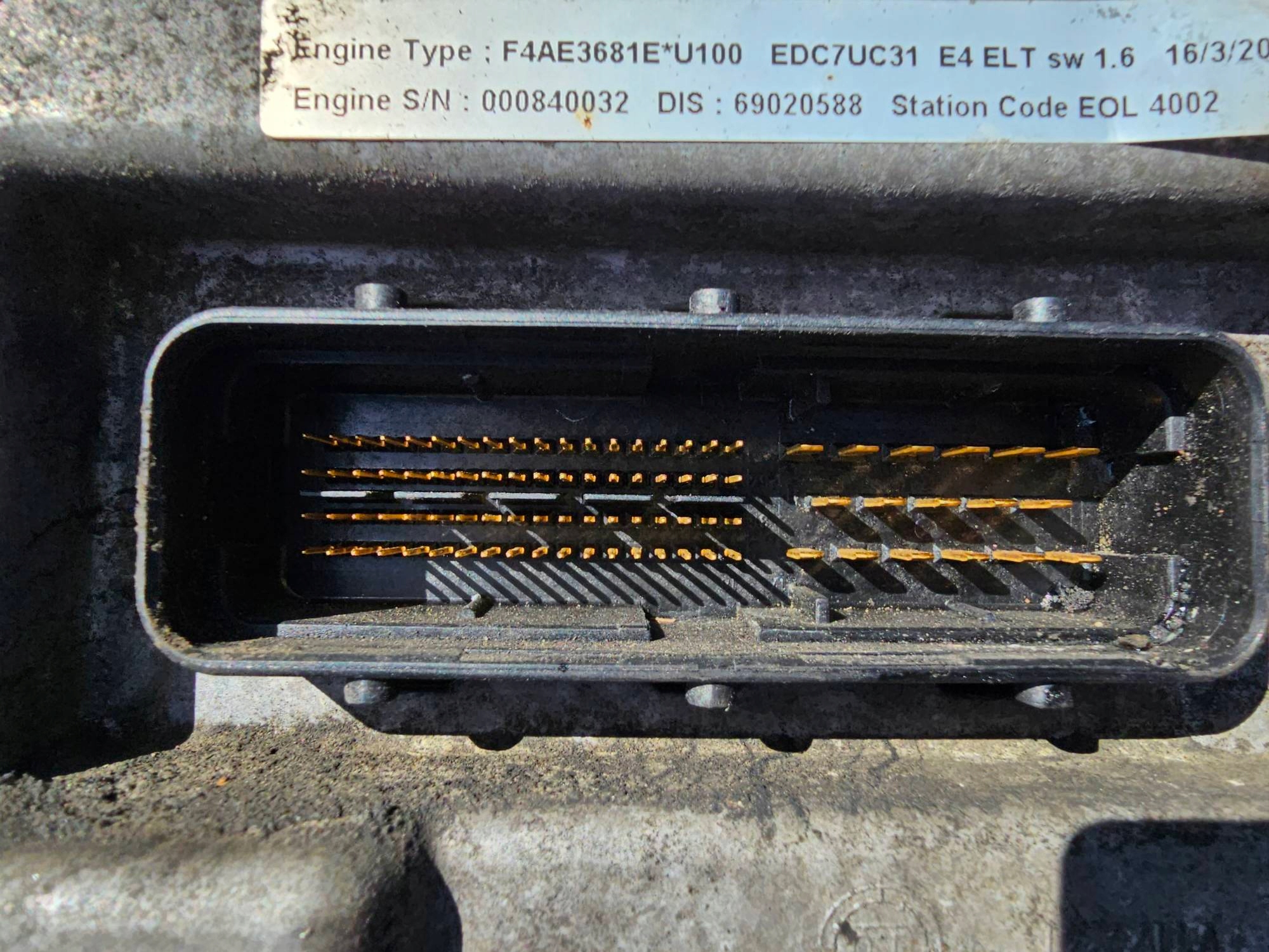 computer of the engine ECU 0281020048 EUROCARGO 20E28