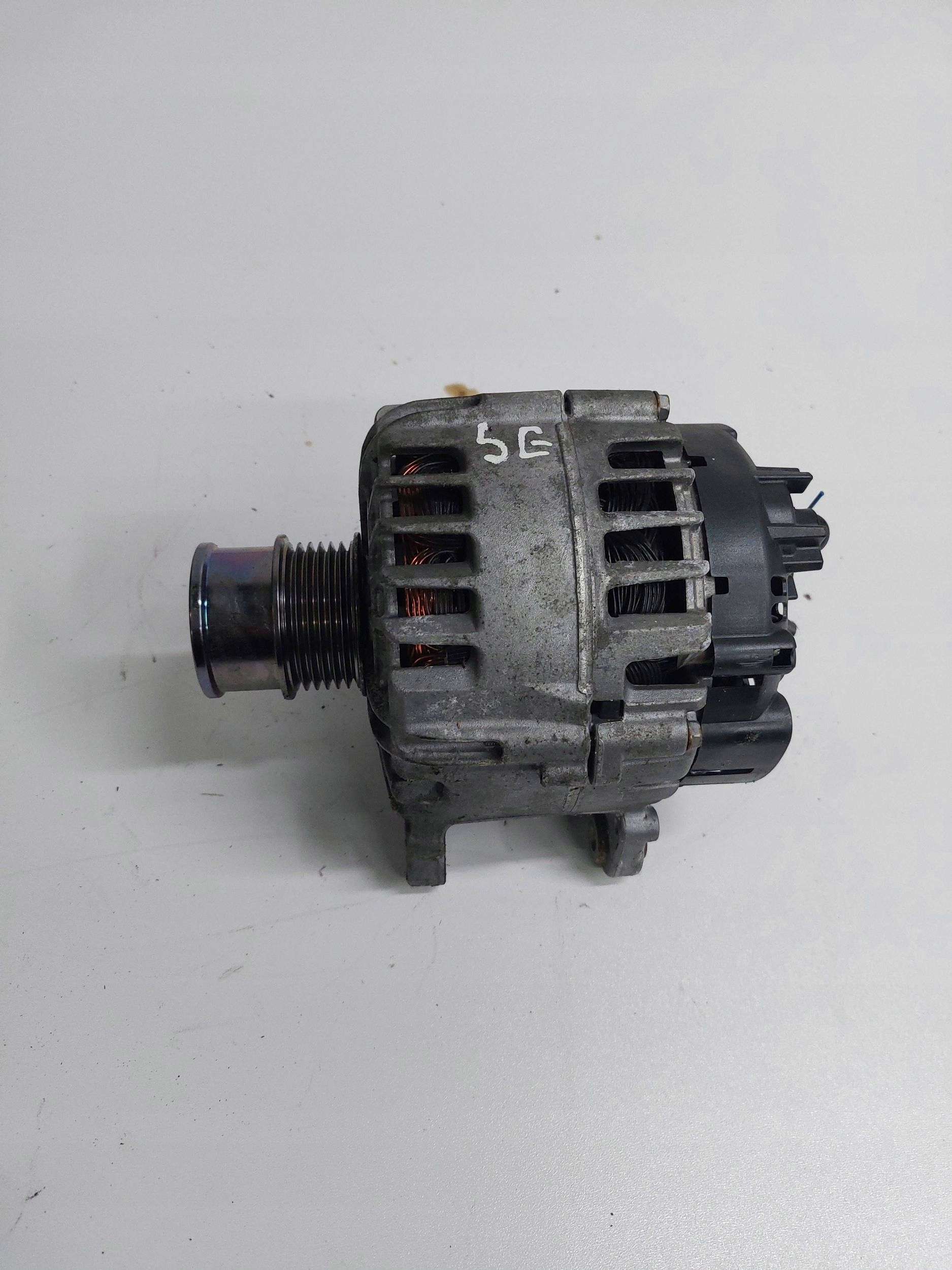 VW GOLF VII OCTAVIA III AUDI A3 8V 1.4 TSI ALTERNATOR 04E903021Q