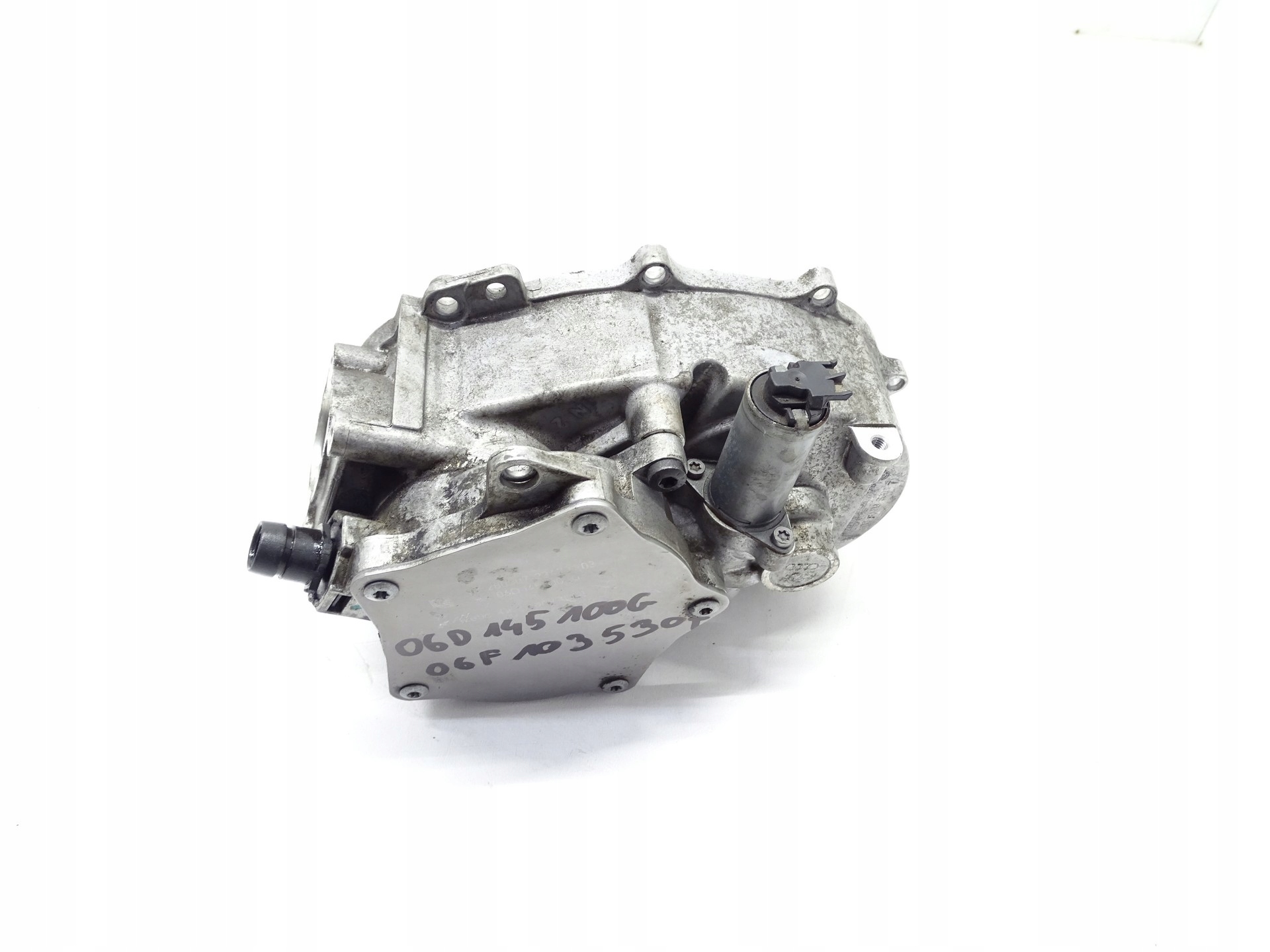 Gehäuse POMPY VACUM VW PASSAT B6 AUDI 06F1035307 06D145100G
