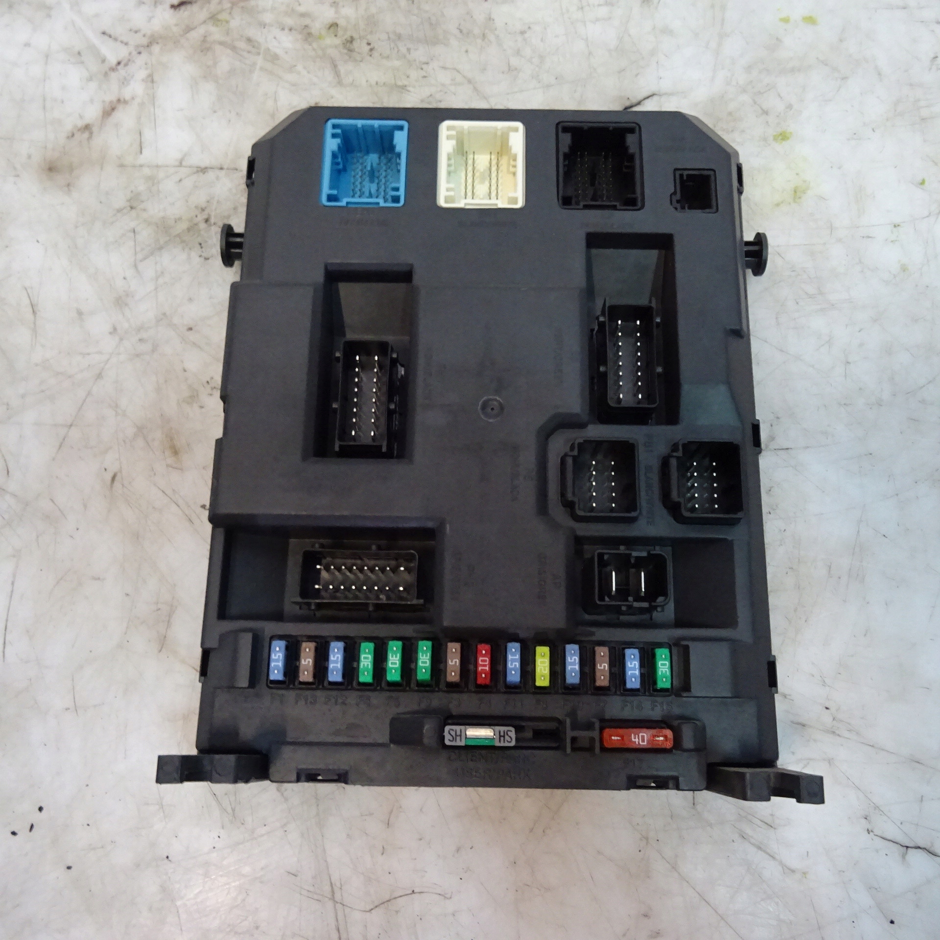 PEUGEOT 207 module BSI 9666952280