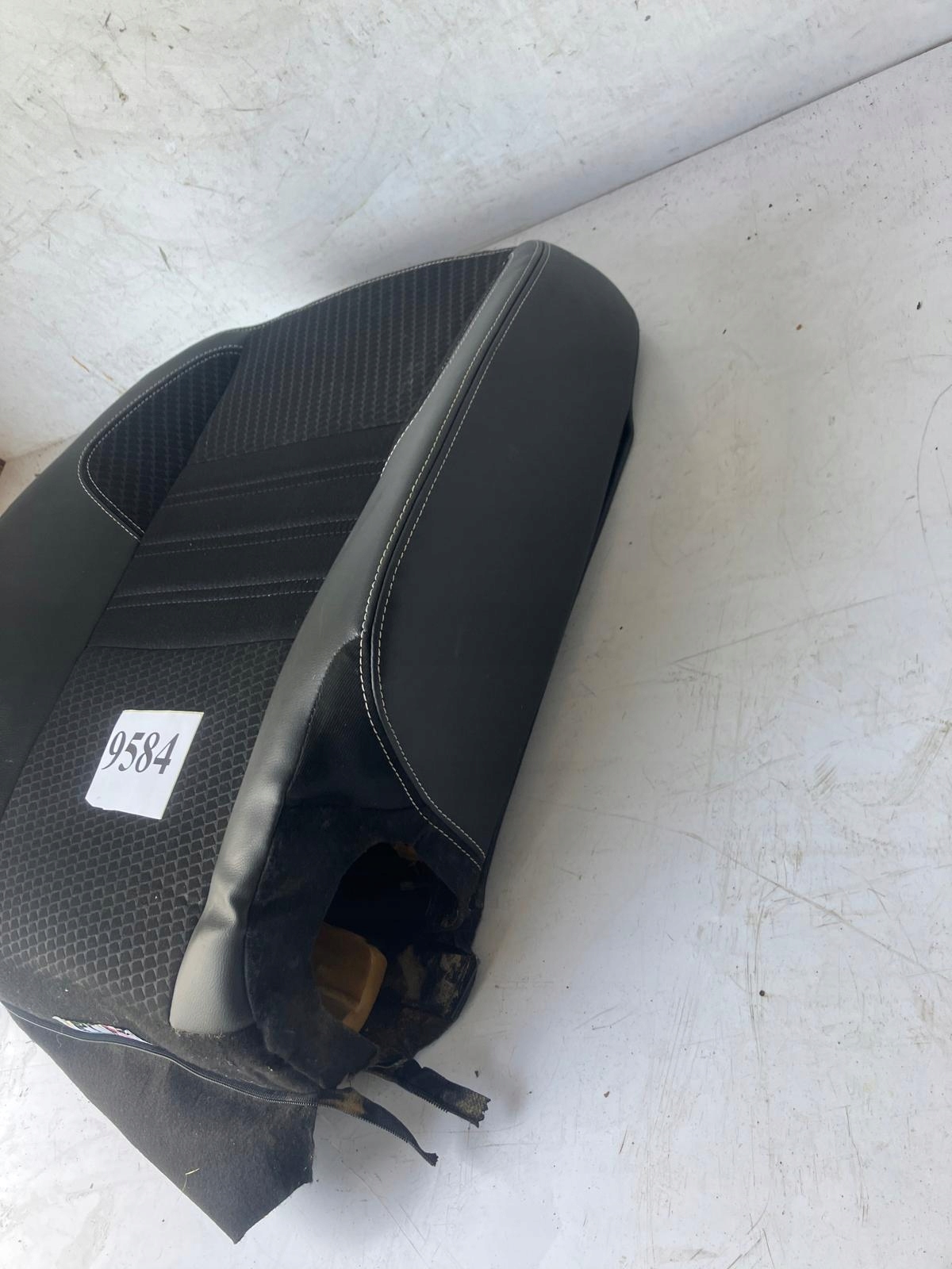 OPARCIE seat right front RENAULT SCENIC III BOSE semi leather