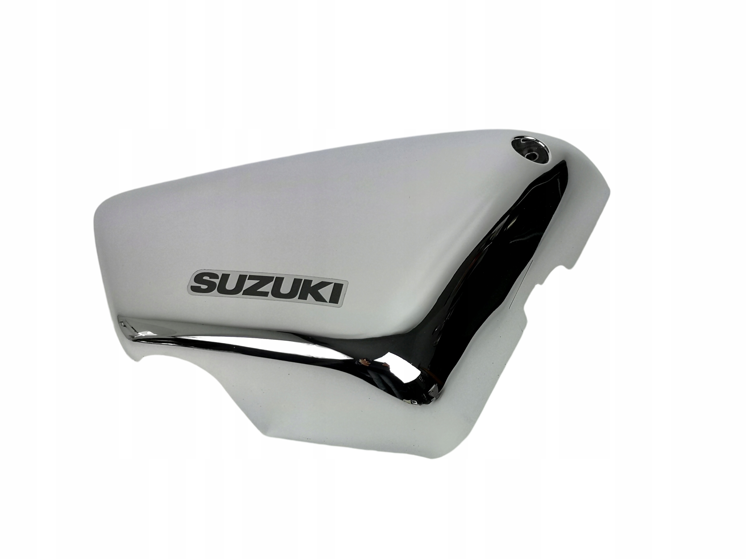 БЕКОН КАПОТ ОБТЕКАТЕЛЬ SUZUKI VZ 800 MARAUDER