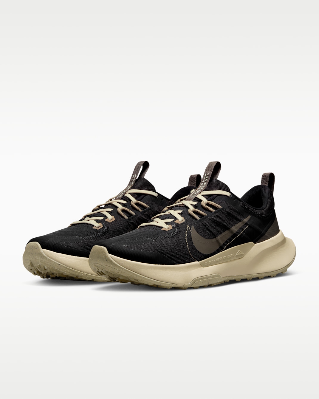 Pánské běžecké sportovní boty Nike Juniper Trail 2 černé DM0822-005 vel. 42.5