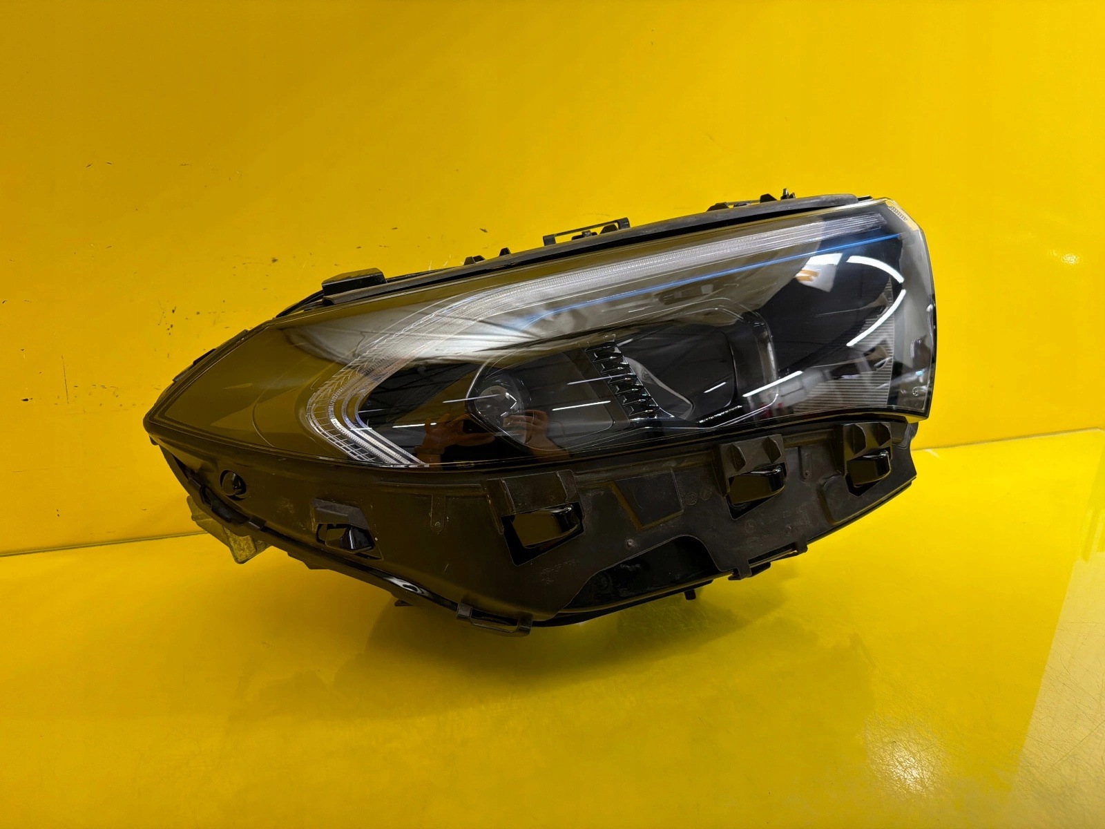 light right Mercedes EQB EQA W243 Full Led A2439069000