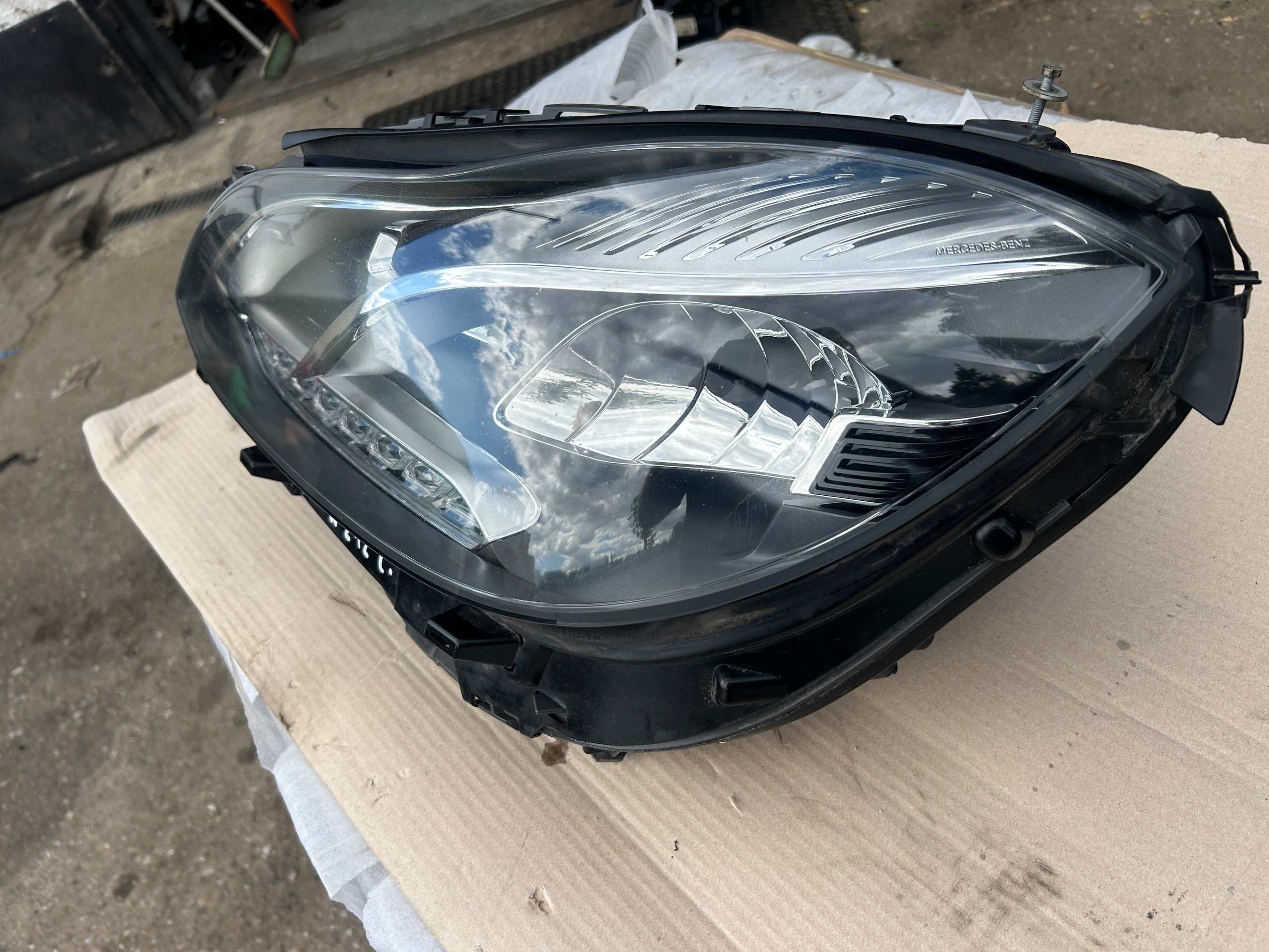 MERCEDES W212 LIFT light left front LED EUROPA A2128204939KZ complete