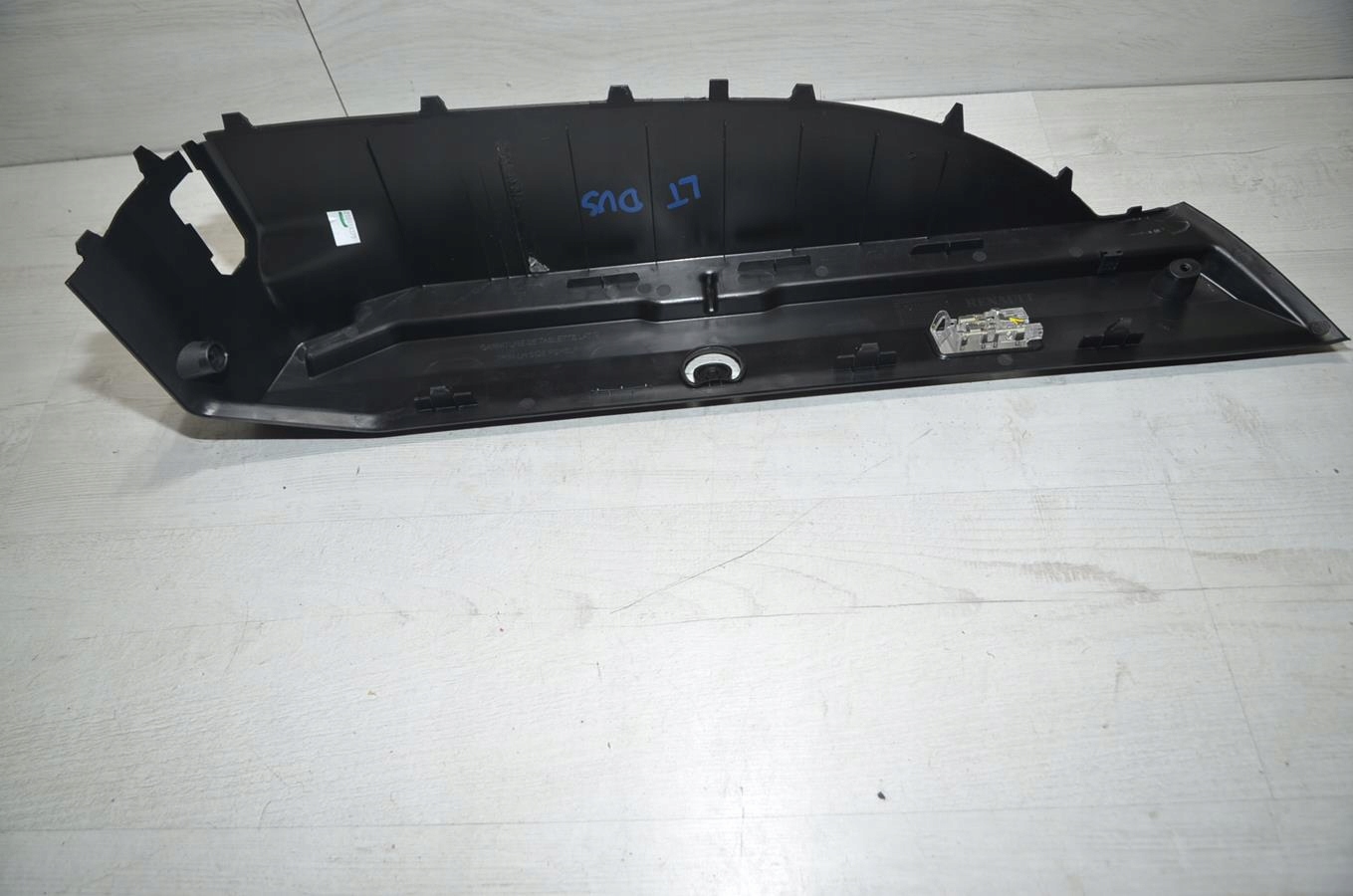 holder polki left rear part Dacia Duster II 18r