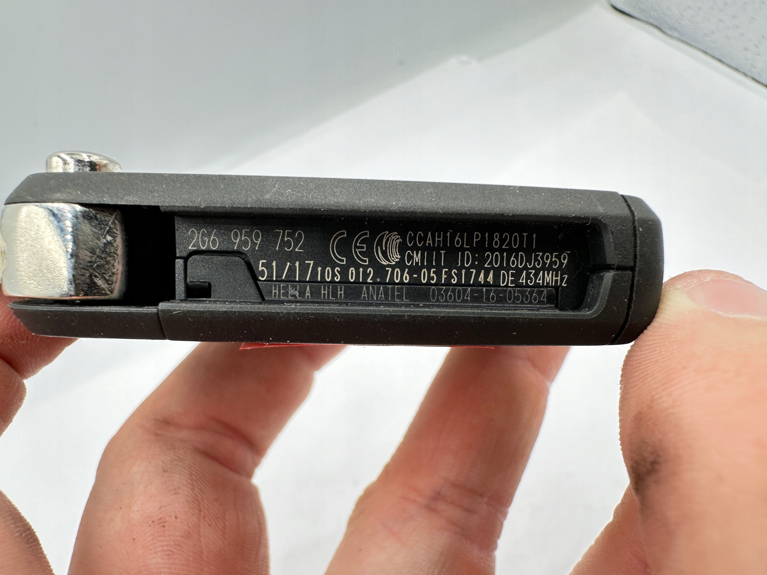 KLUCZ KLUCZYK PILOT VW POLO 2G 2G6959752AF Wersja Europejska