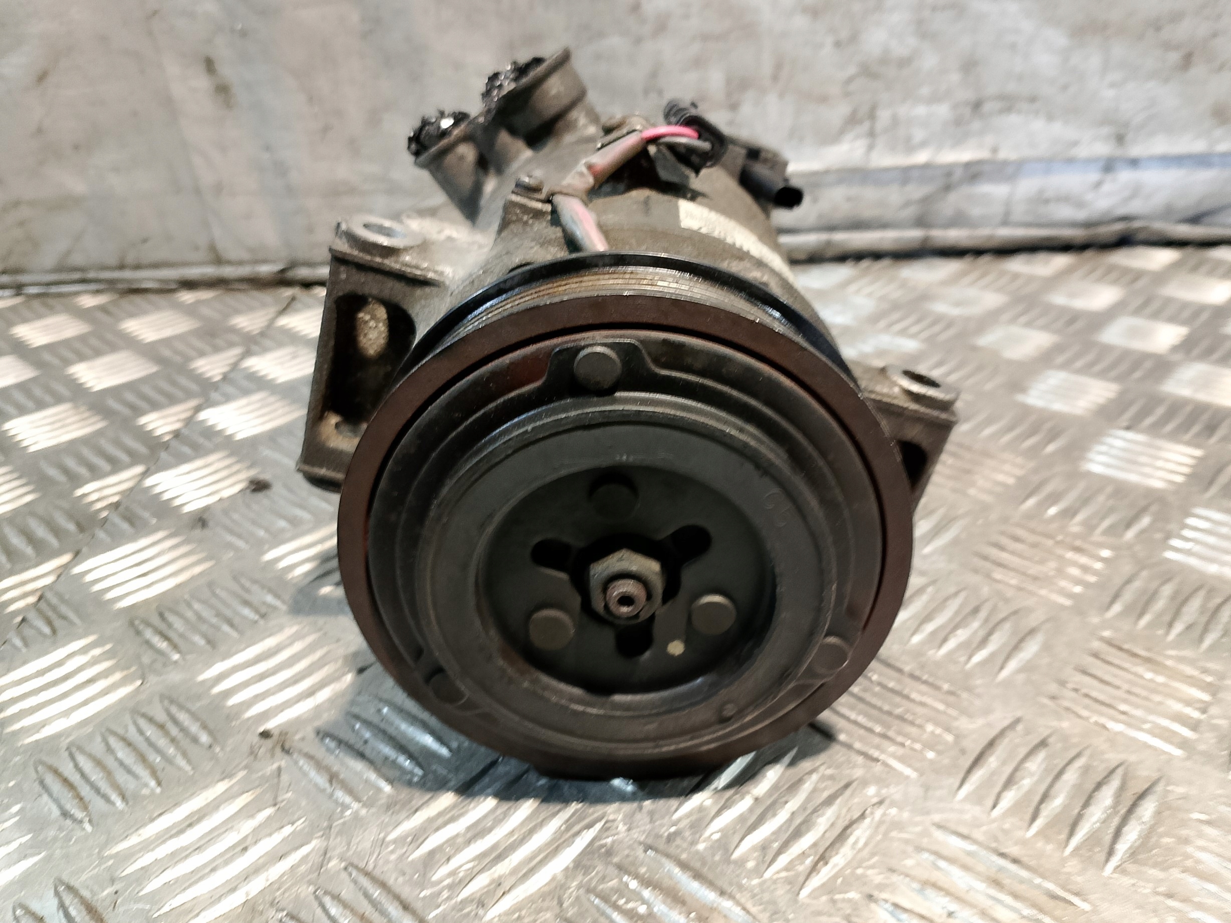 compressor compressor; of the air conditioning OPEL ASTRA K 1.6 CDTI 39157291