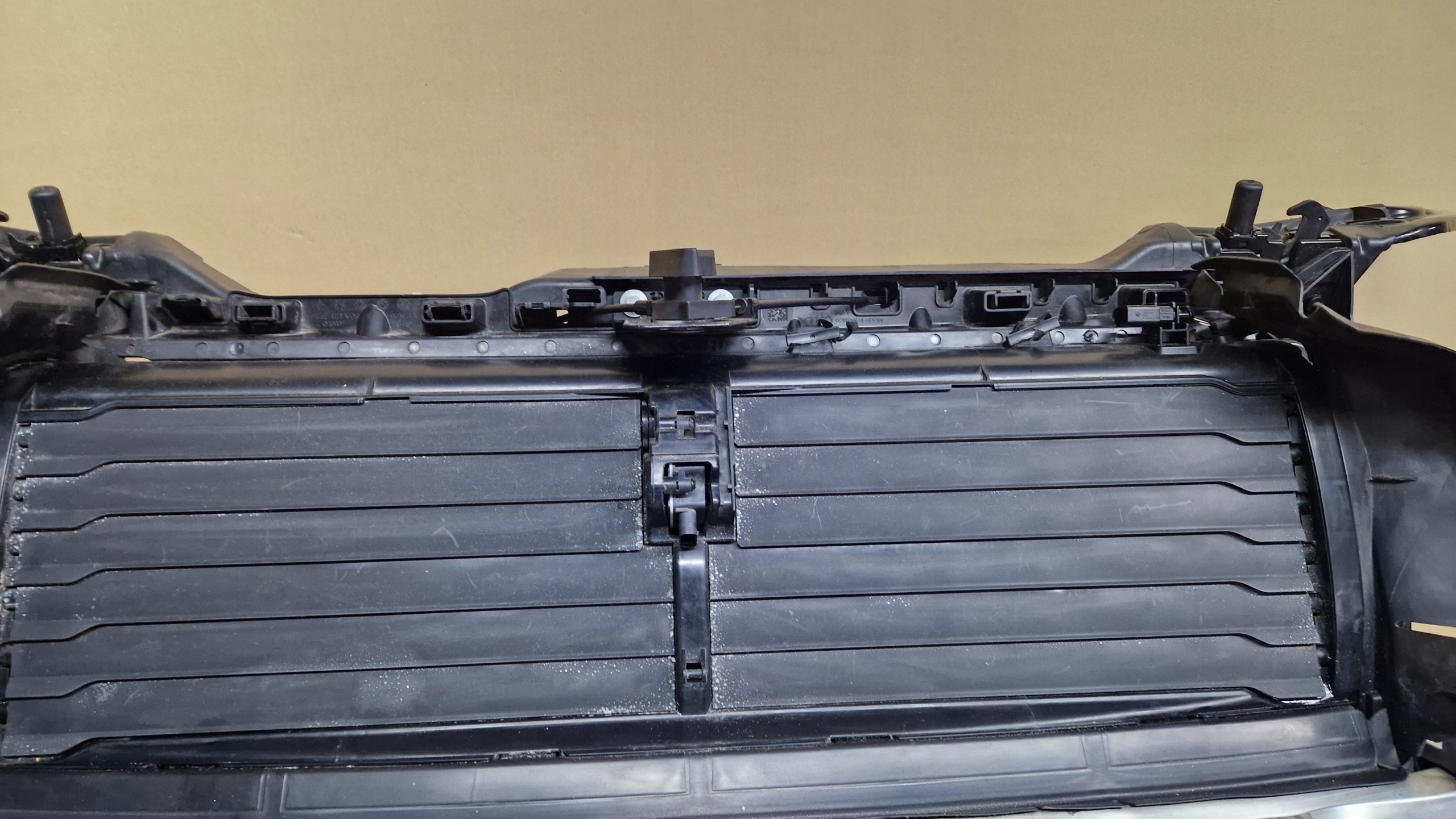 support panel for radiators radiator sider AUDI Q5 LIFT 80A 2.0 TDI complete HYBRYDA