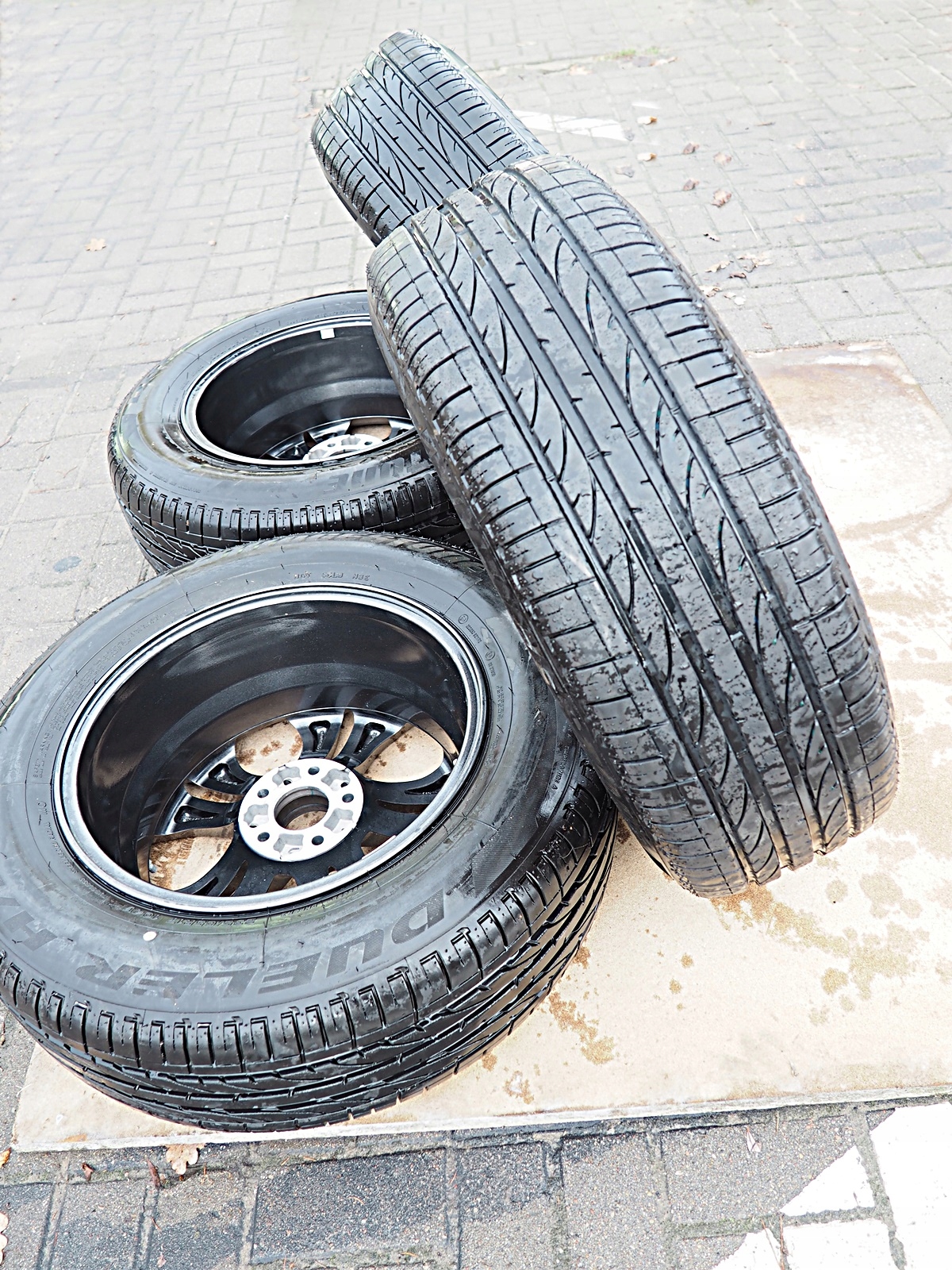 Шини Bridgestone 6-7mm DUELER HP SPORT 235/65 R17