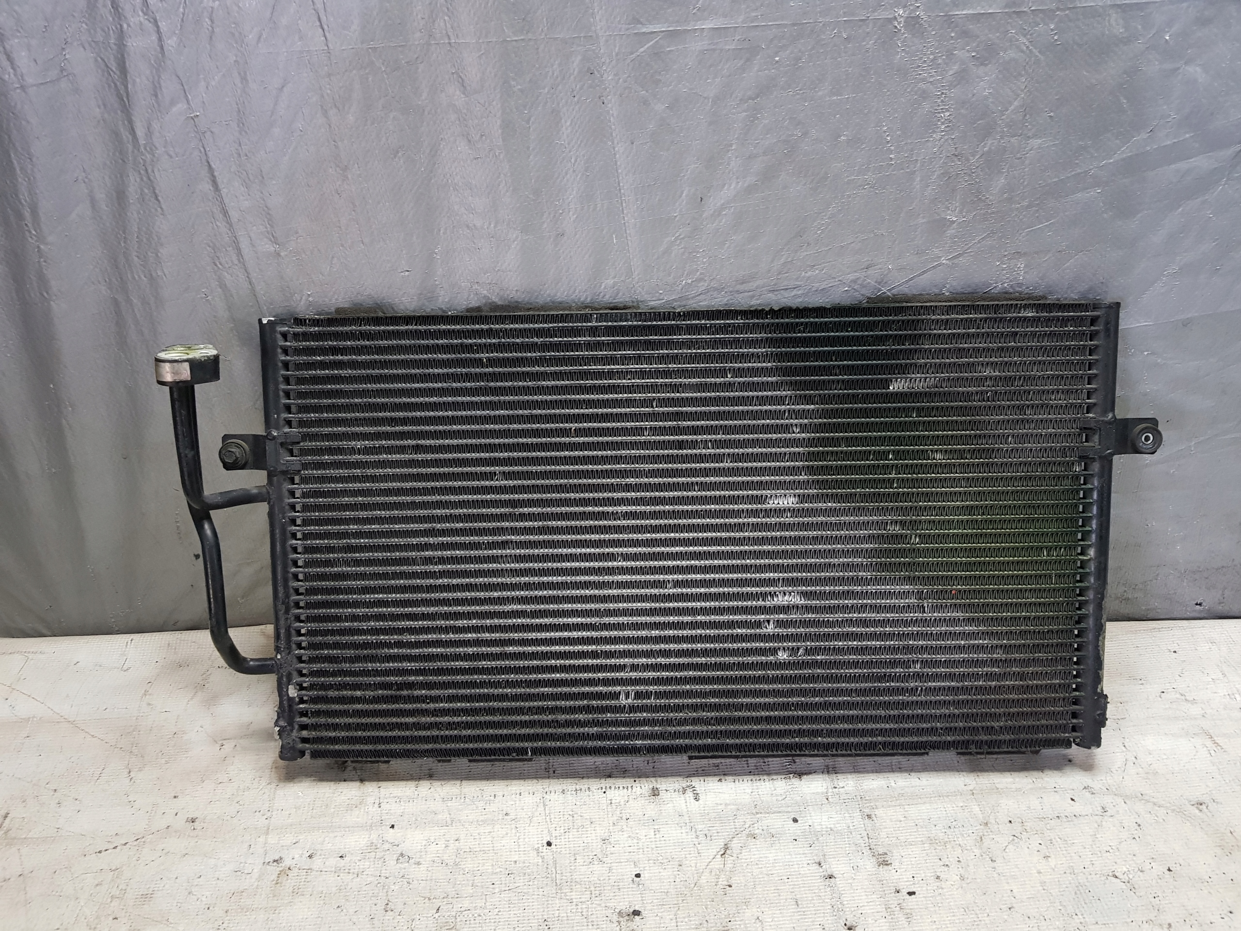 Volvo V40 OE CAB311B080 Radiateur climatisation
