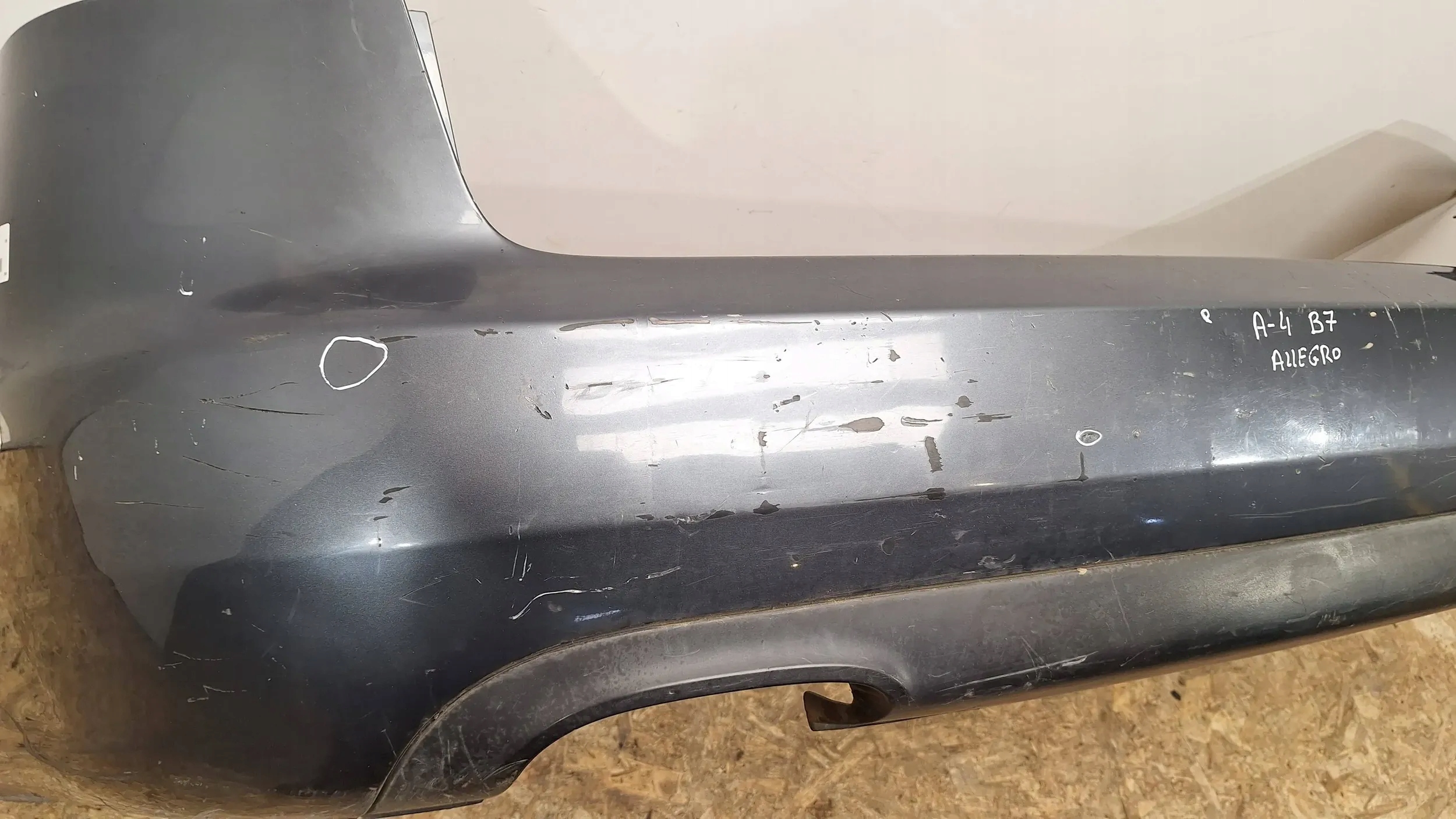 STOSSSTANGE HECK 8E9807511J AUDI A4 B7 KOMBI 04