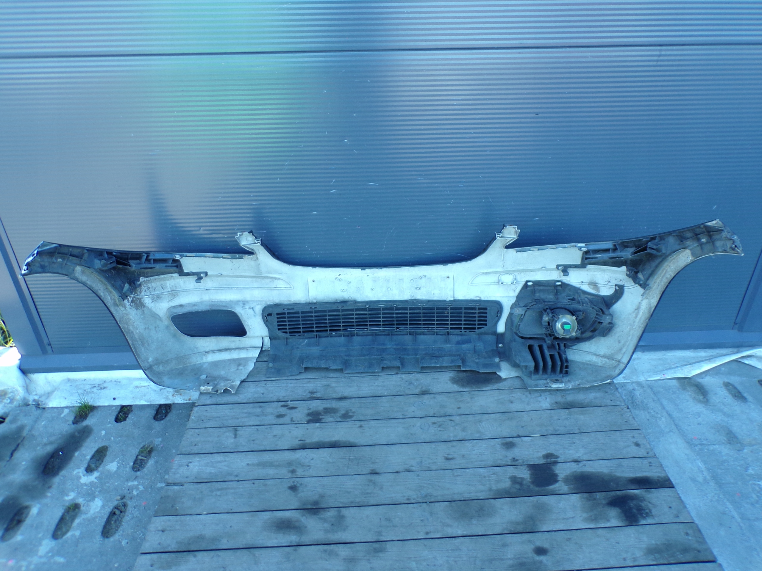 front bumper front MERCEDES A KLASA W169 before LIFT colour 191 OPIS