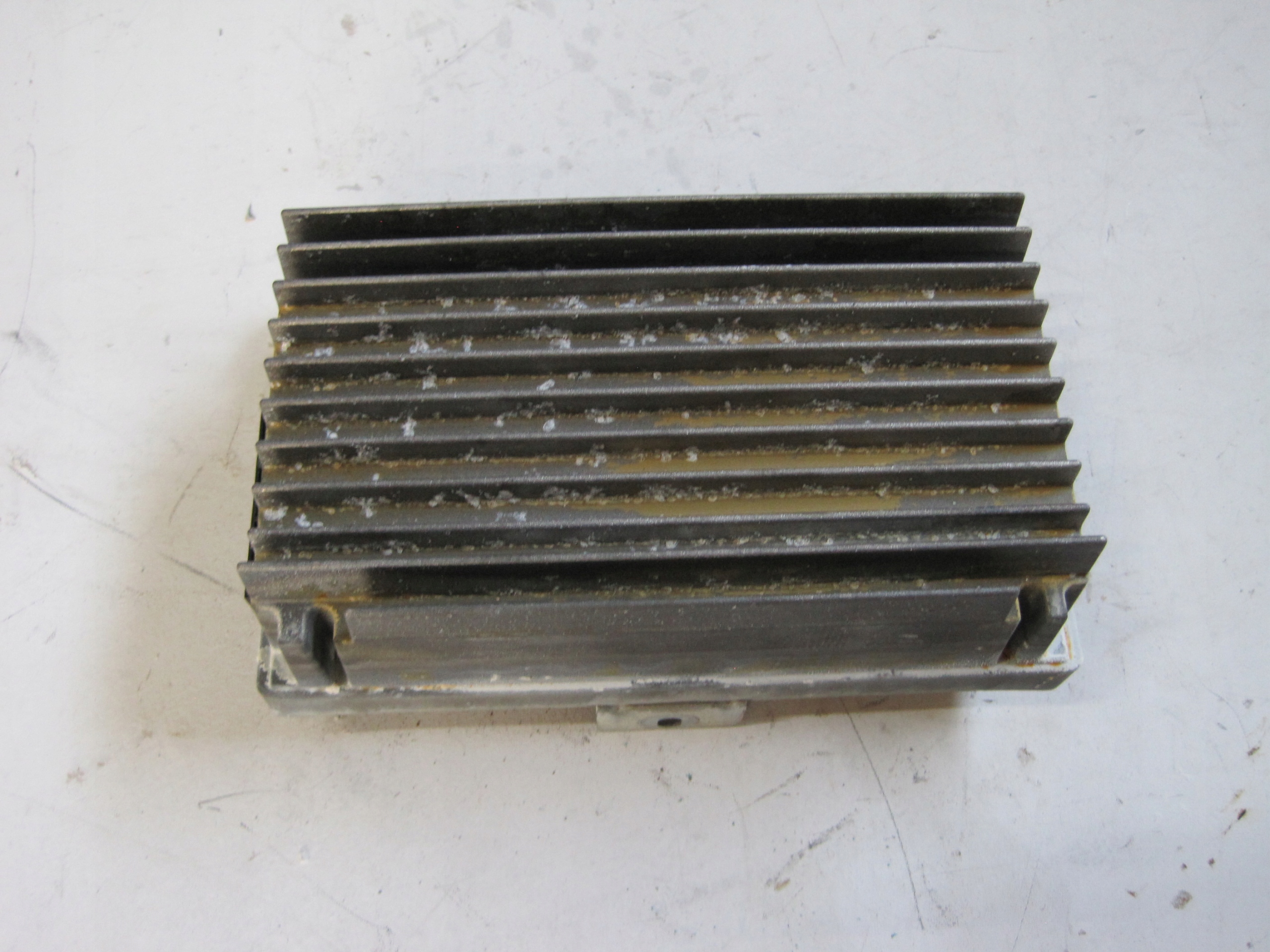 WZMACNIACZ HIFI BMW 4 F32 F33 F34 HARMAN 6841965