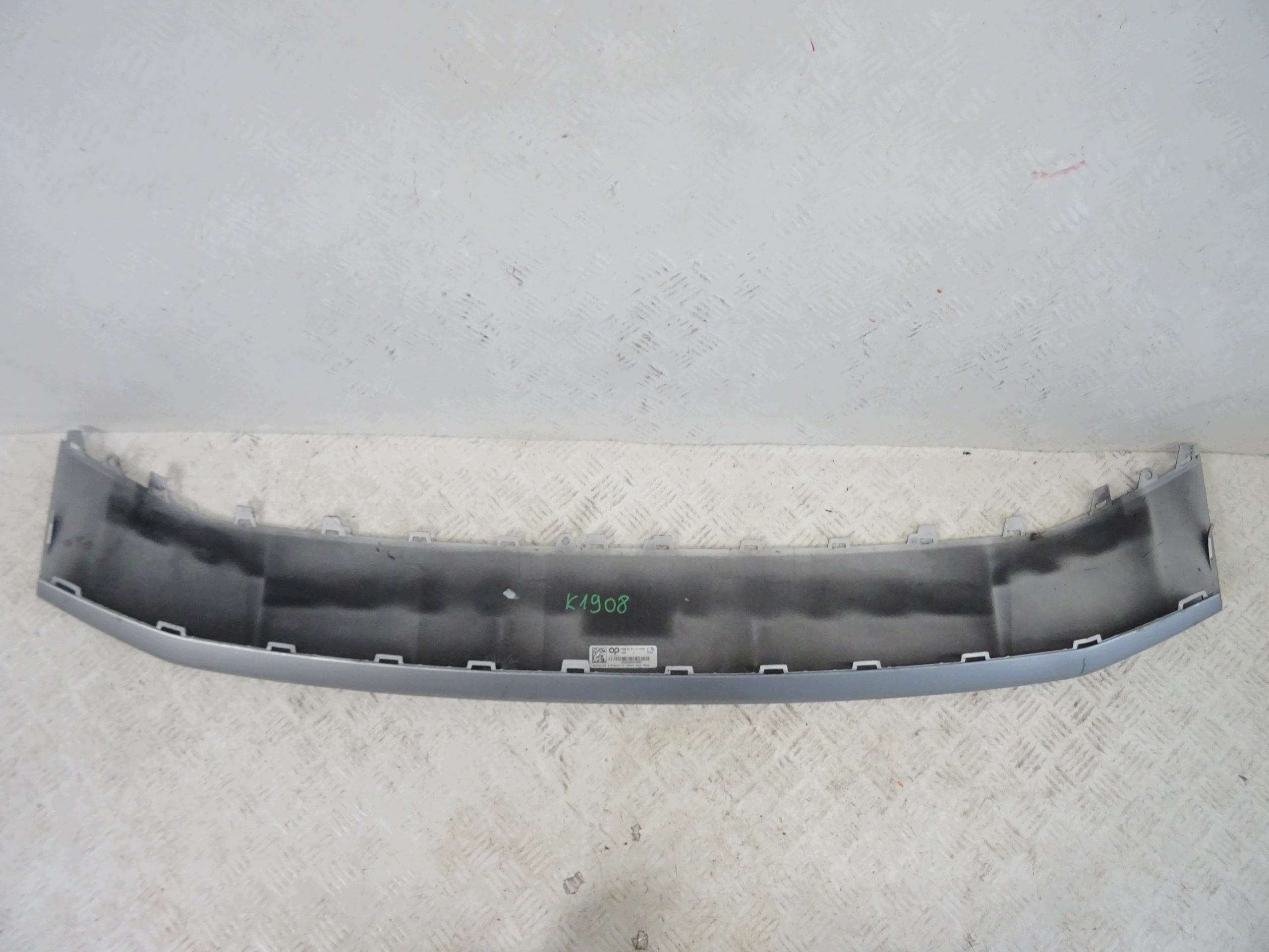 accessories of a bumper front front AUDI Q4 E-TRON 89A807733A