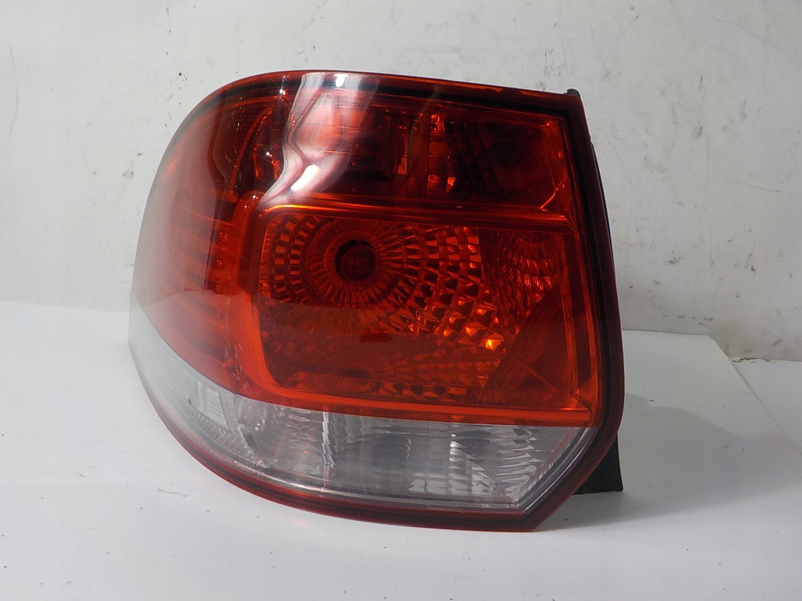 VOLKSWAGEN GOLF VI KOMBI light left rear left rear part UK