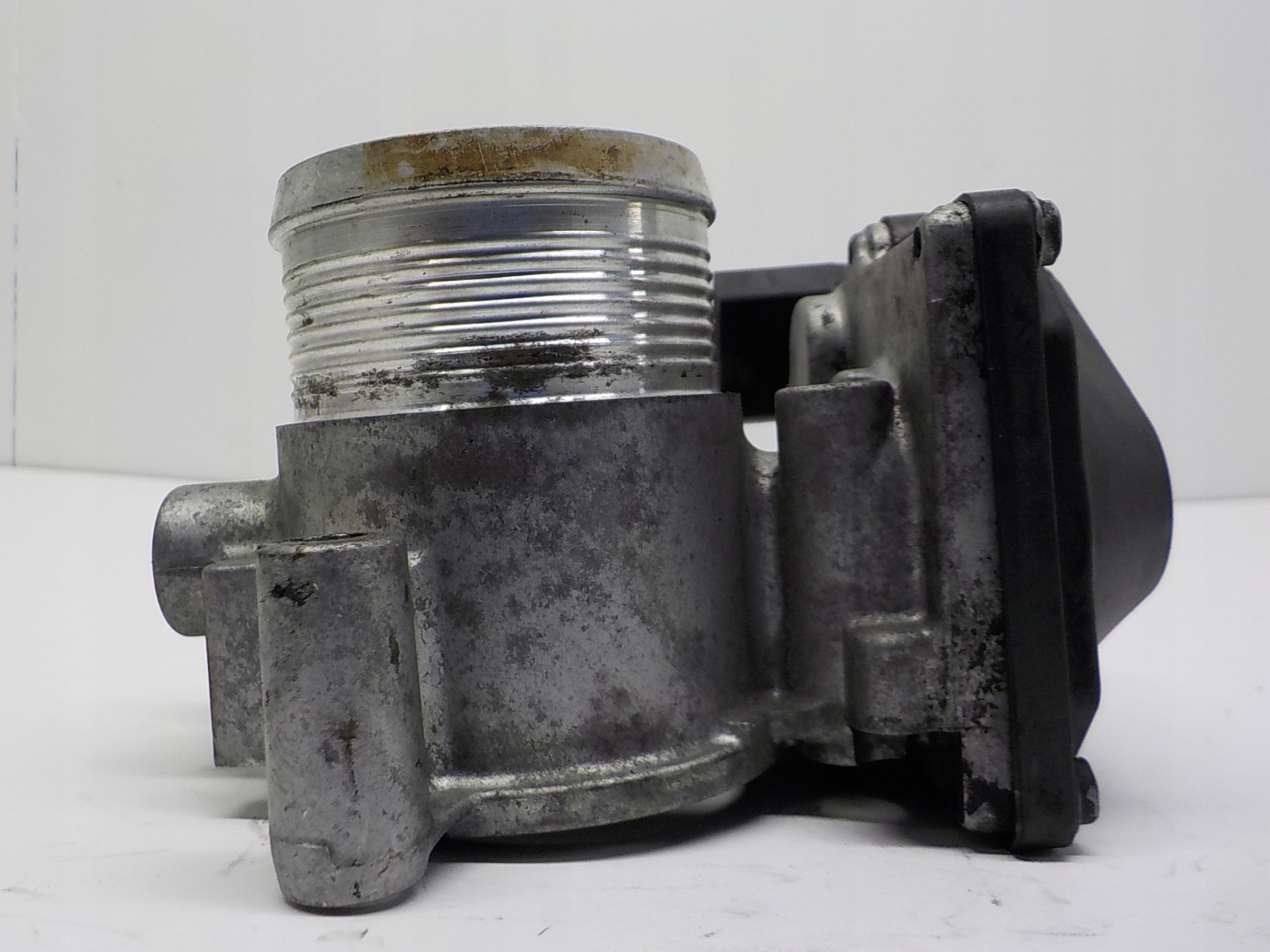 VOLKSWAGEN 2.0 TDI CBA PRZEPUSTNICA 03L128063D Typ samochodu Samochody osobowe