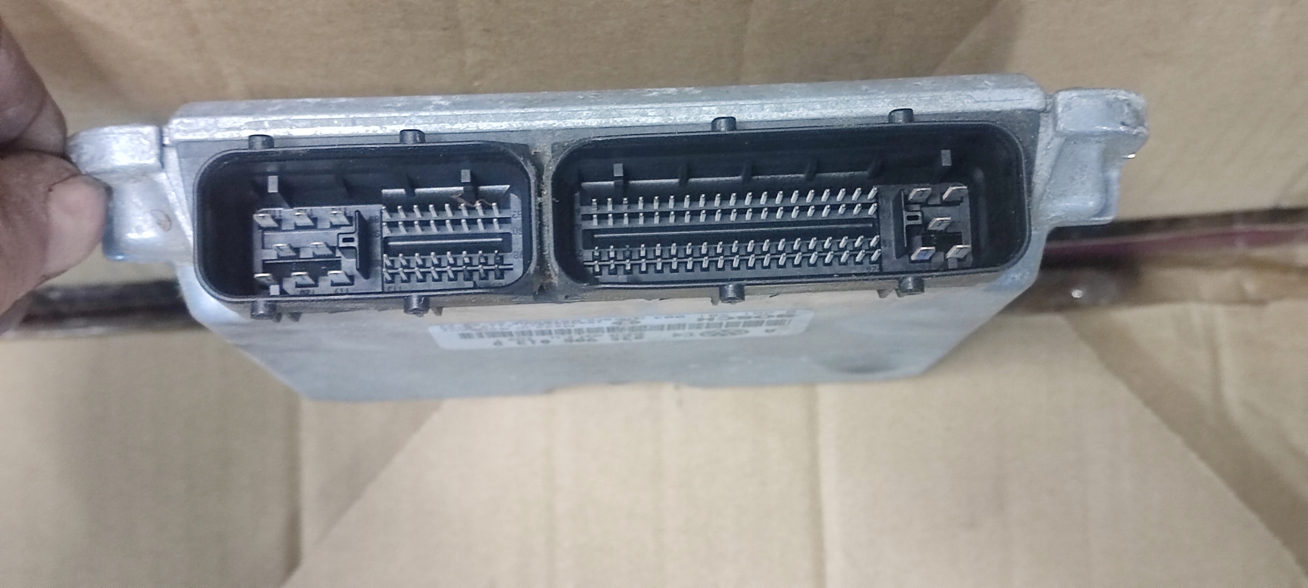VW GOLF IV 4 BORA control unit computer of the engine 036906013D 1.6 FSI