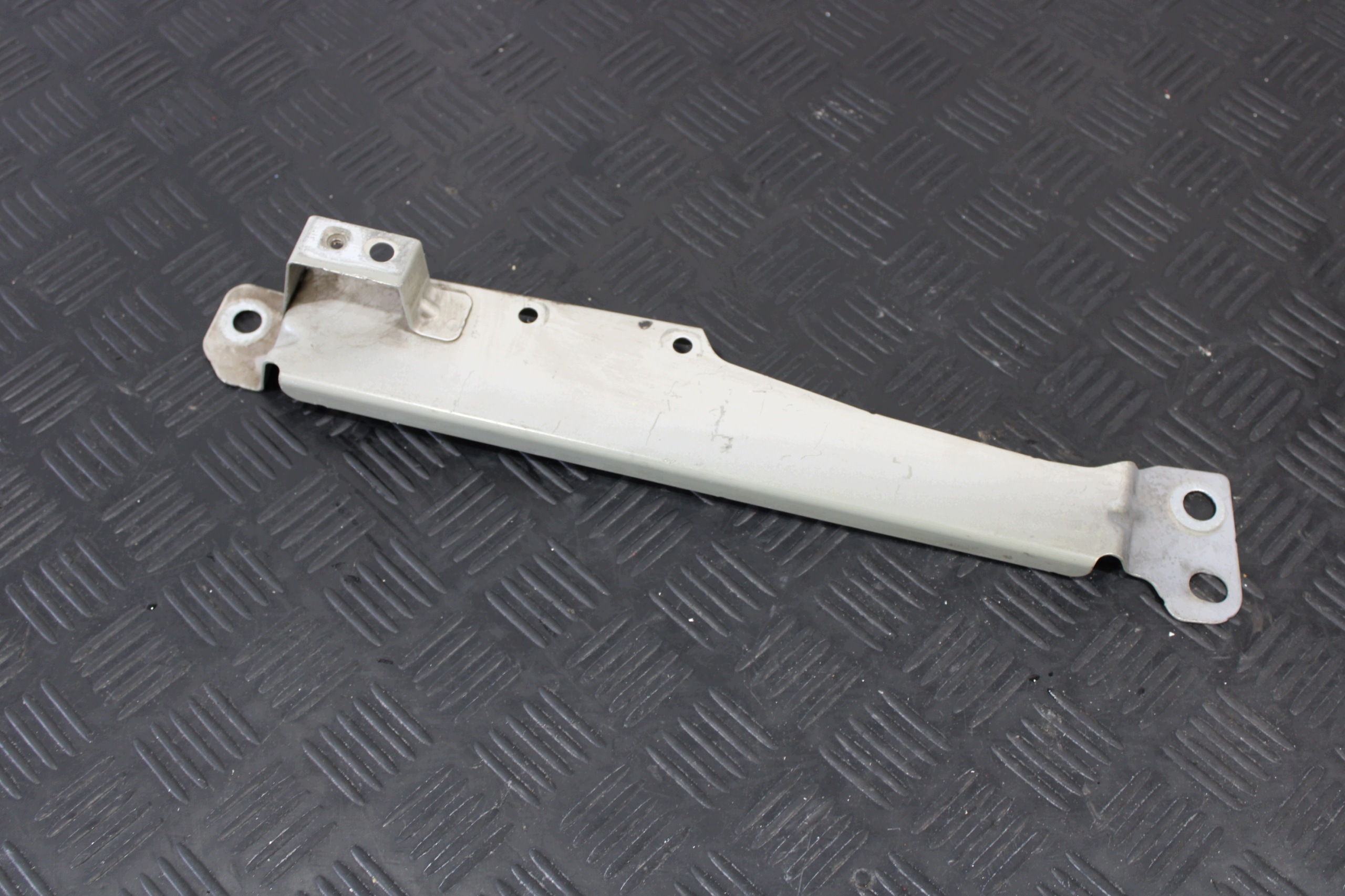 Console Support plaque Aile Droit 31468234 VOLVO S60 V60 III 3 KOMBI 2.0D