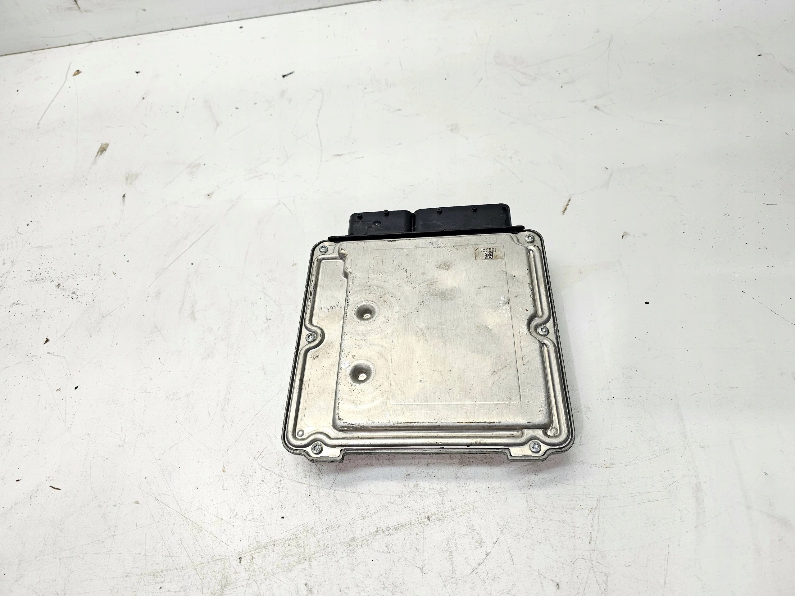 control unit computer of the engine AUDI A4 B7 3.0 TDI 8E0907401AL 8E0910401N