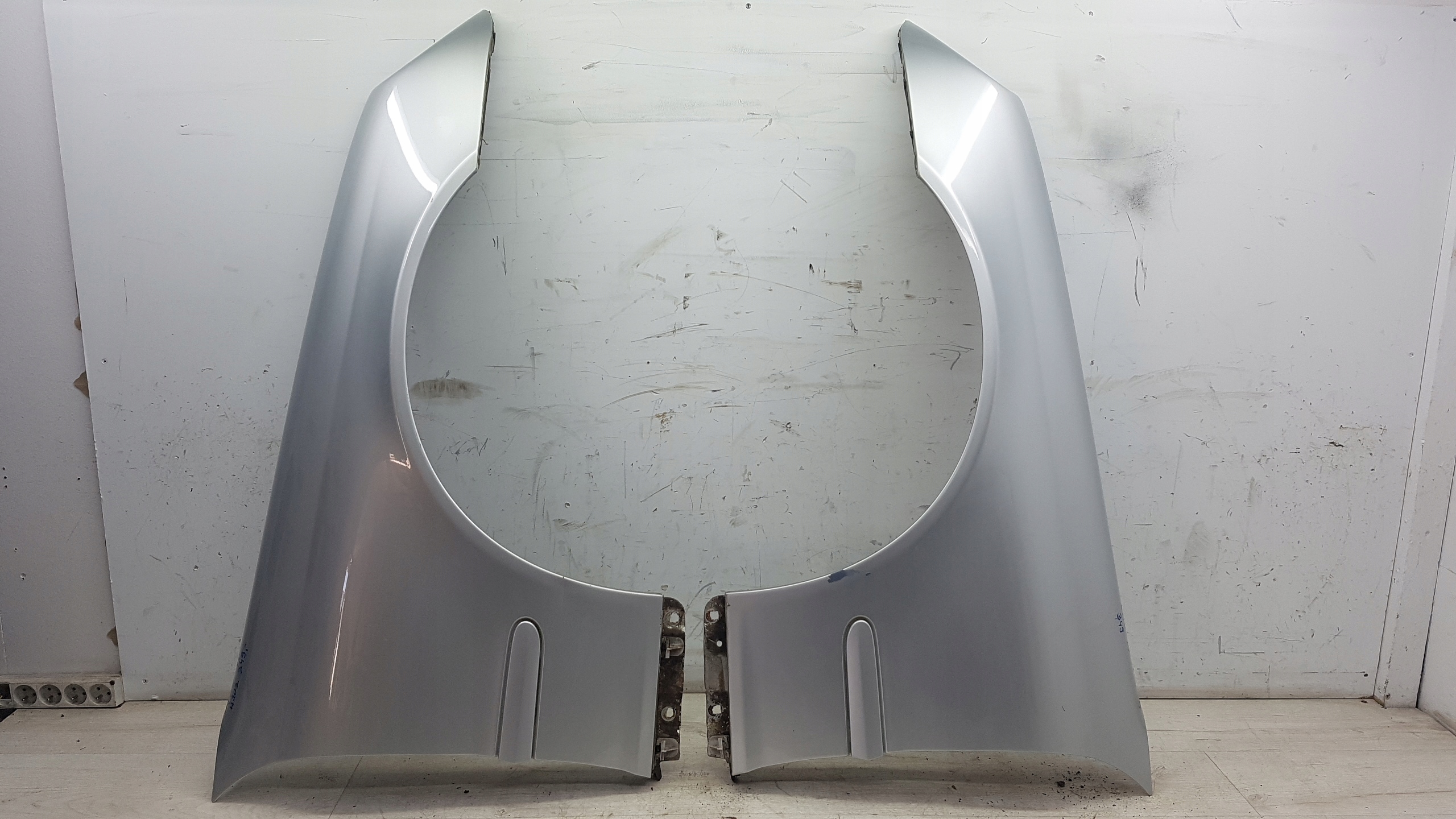 MERCEDES C КЛАС W203 КРЫЛО ПЕРЕД C775