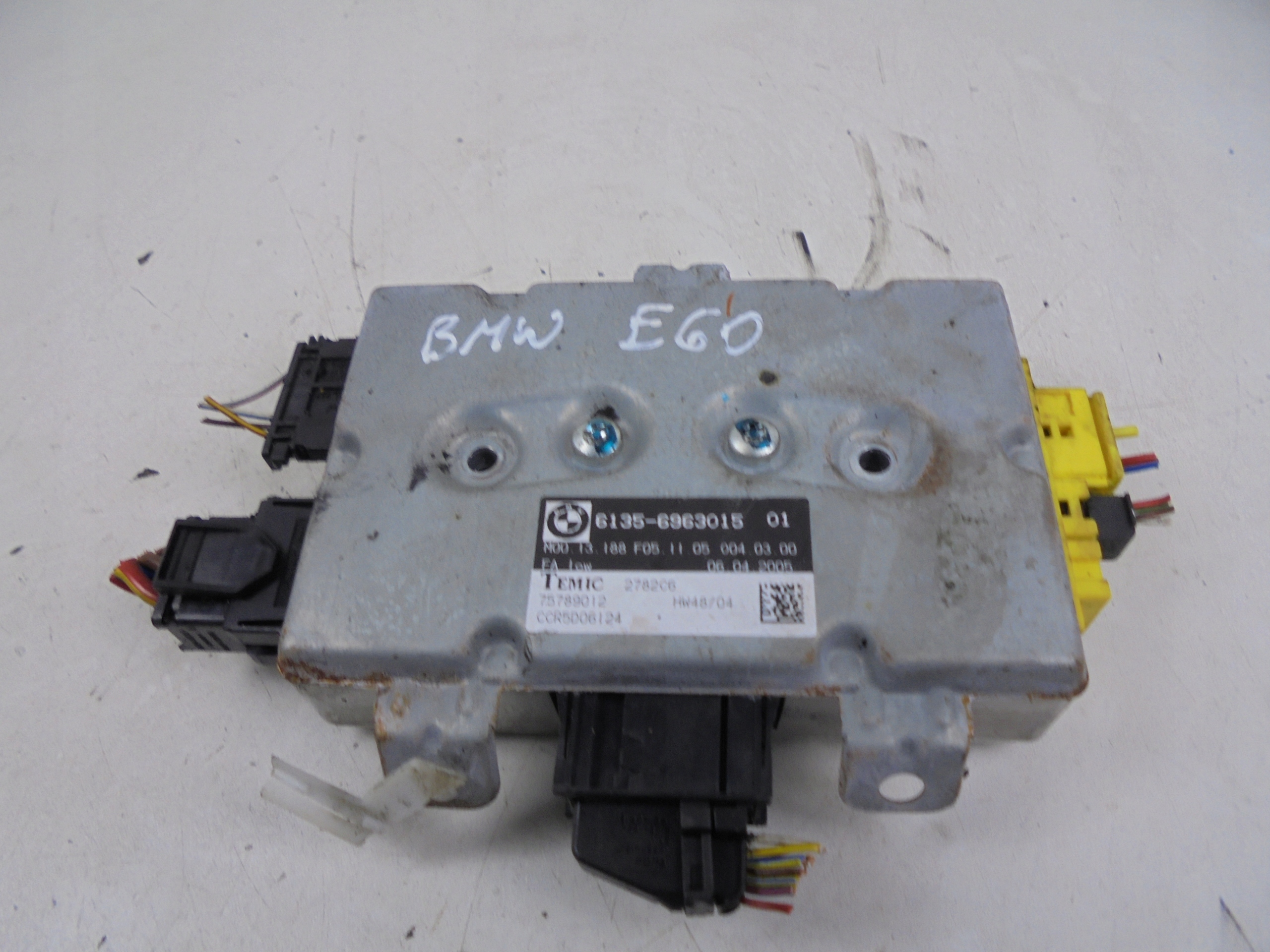 MODUŁ STEROWNIK DRZWI LEWY PRZÓD 6135-6963015 BMW E60