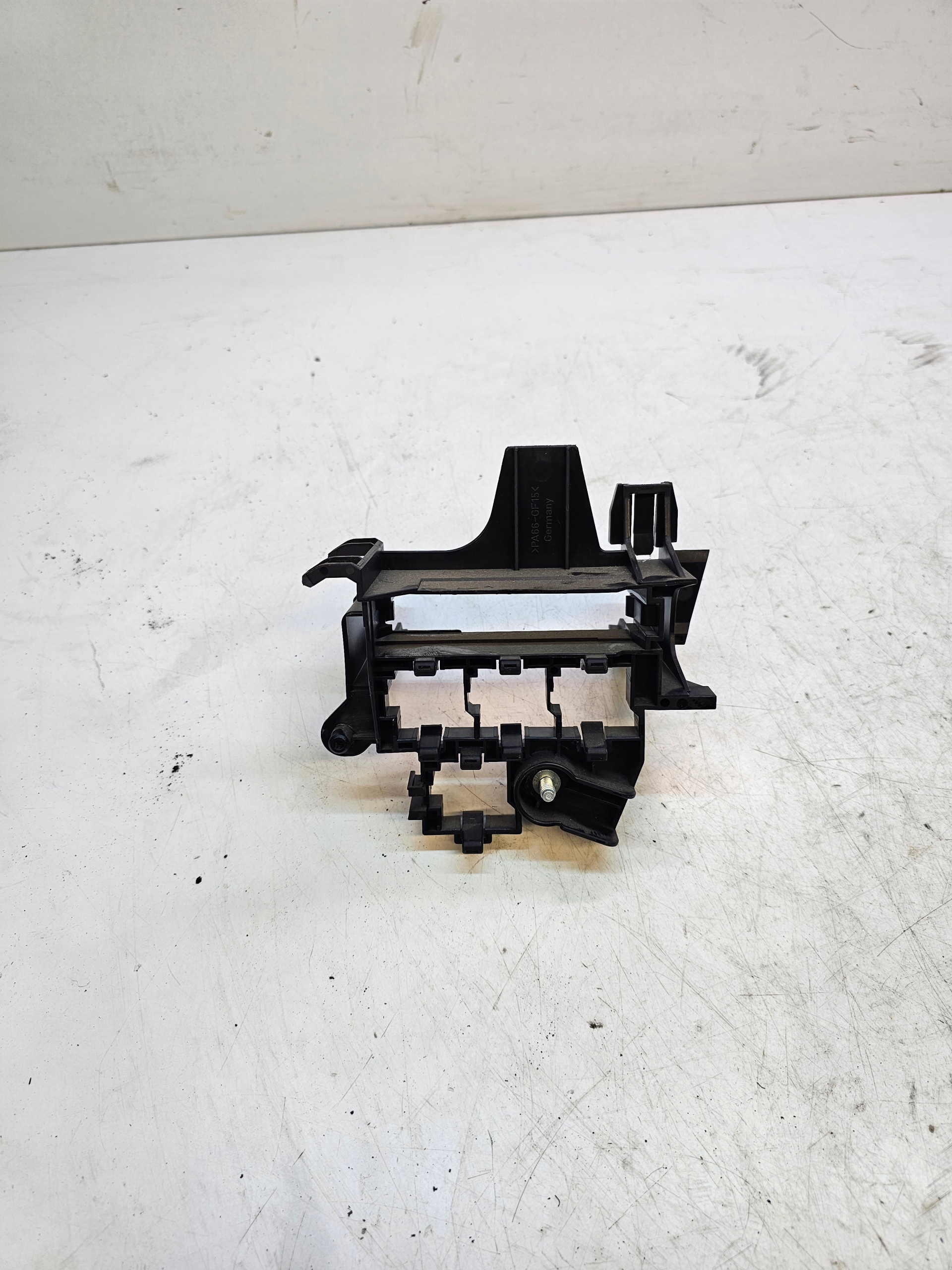 bracket holder STEROWNIKA AUDI A4 A5 A6 Q5 8K1937503A