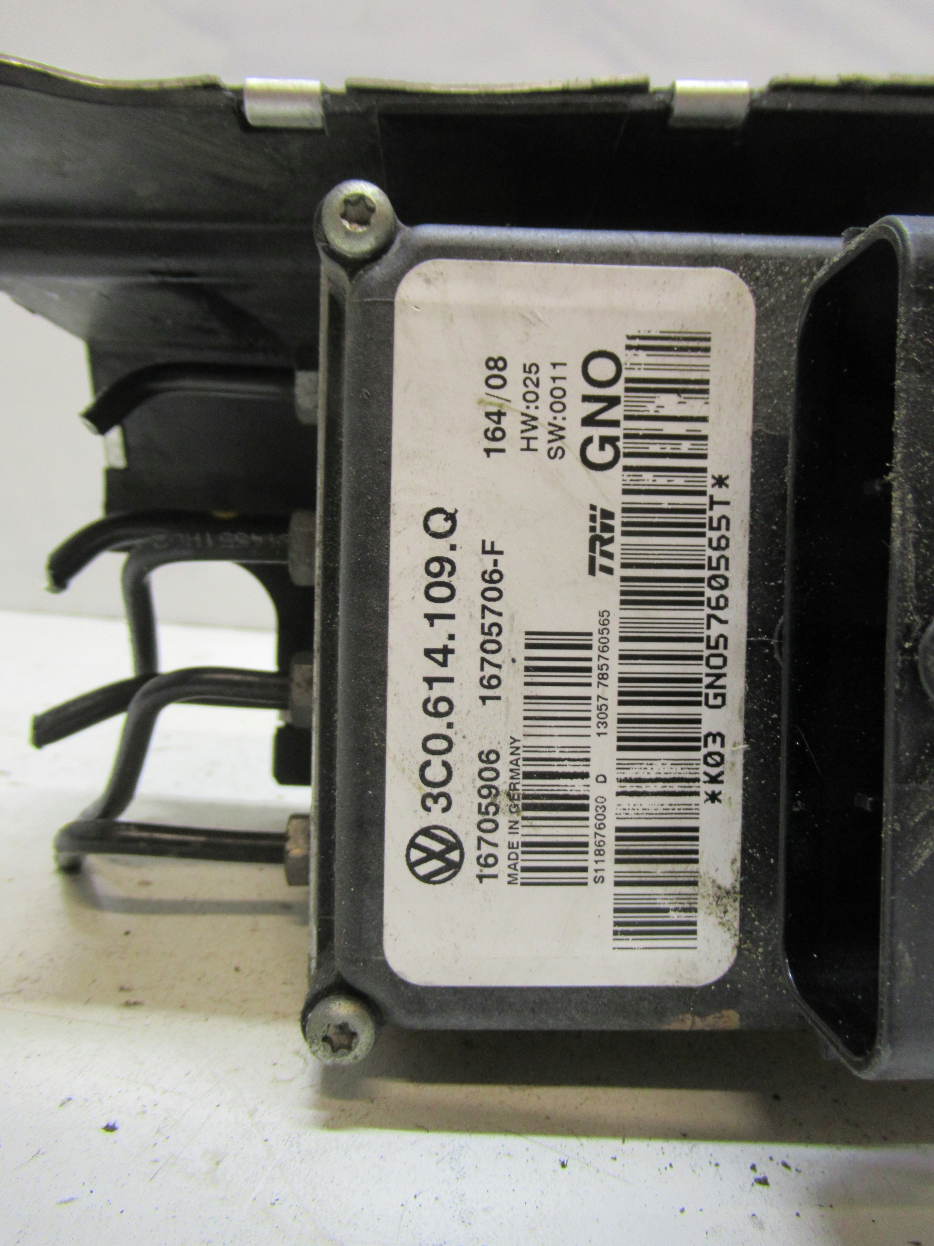 VW PASSAT B6 2.0TDI Servofreno ABS 3C0614109Q