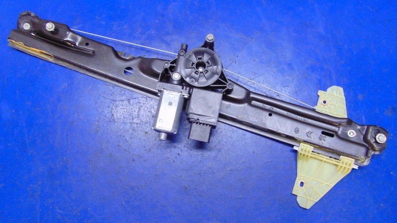 window regulator left front OPEL VIVARO C III JUMPY EXPERT PROACE 16-26R
