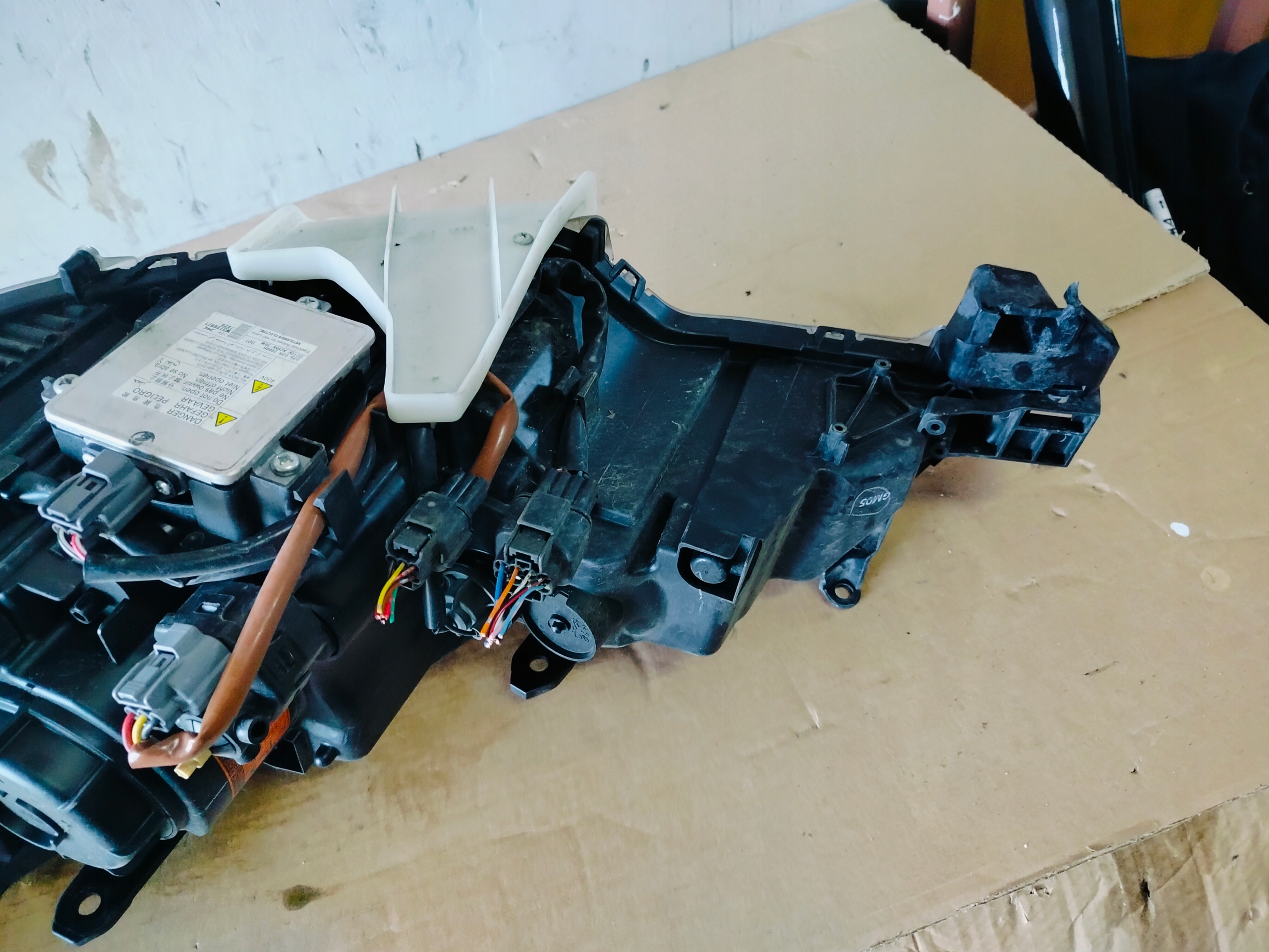 light right front XENON PEUGEOT 4007 EUROPA OE