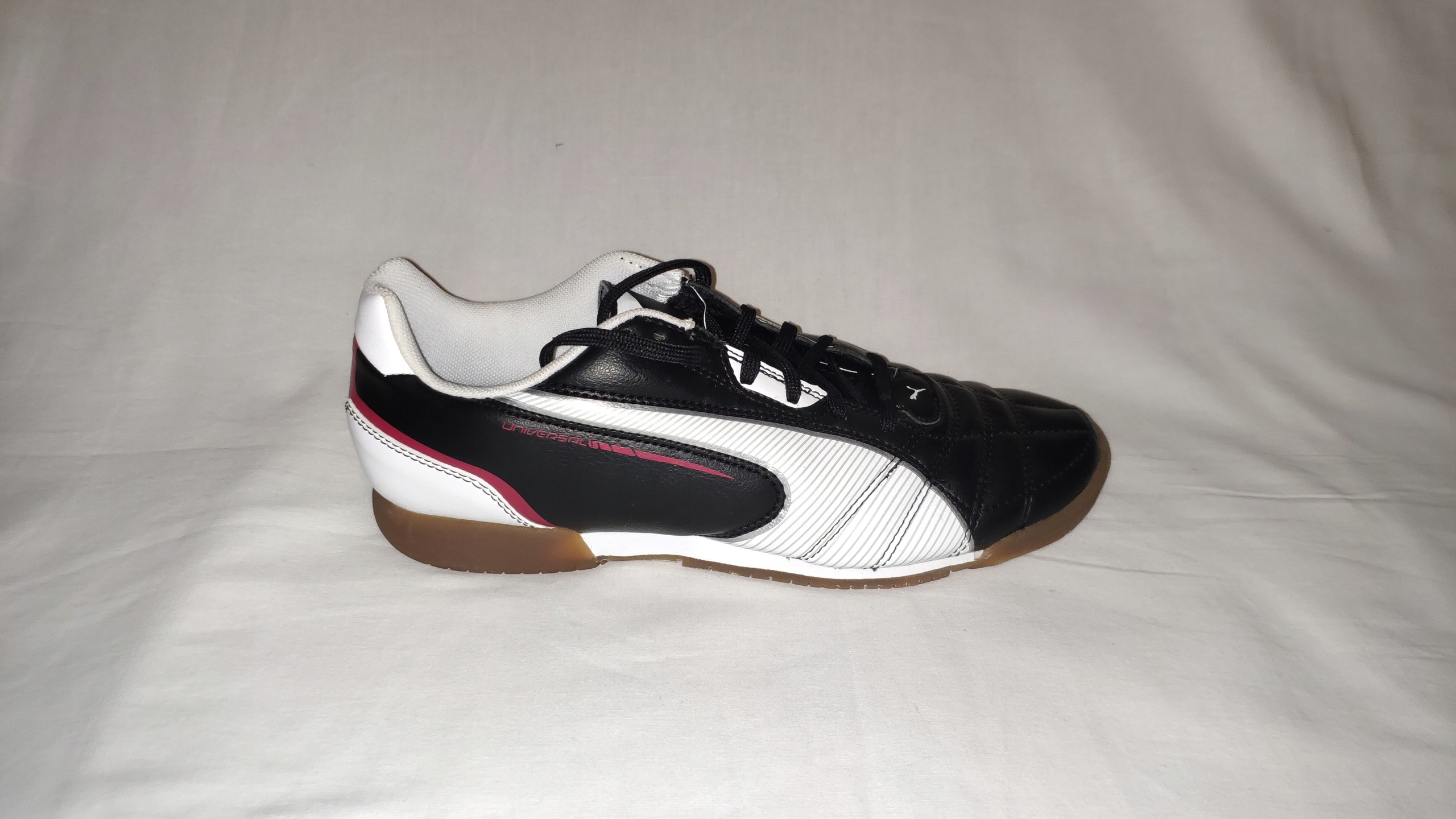 BUTY MŁODZIEŻOWE PUMA UNIVERSAL IT JR 102704 02 Marka Puma