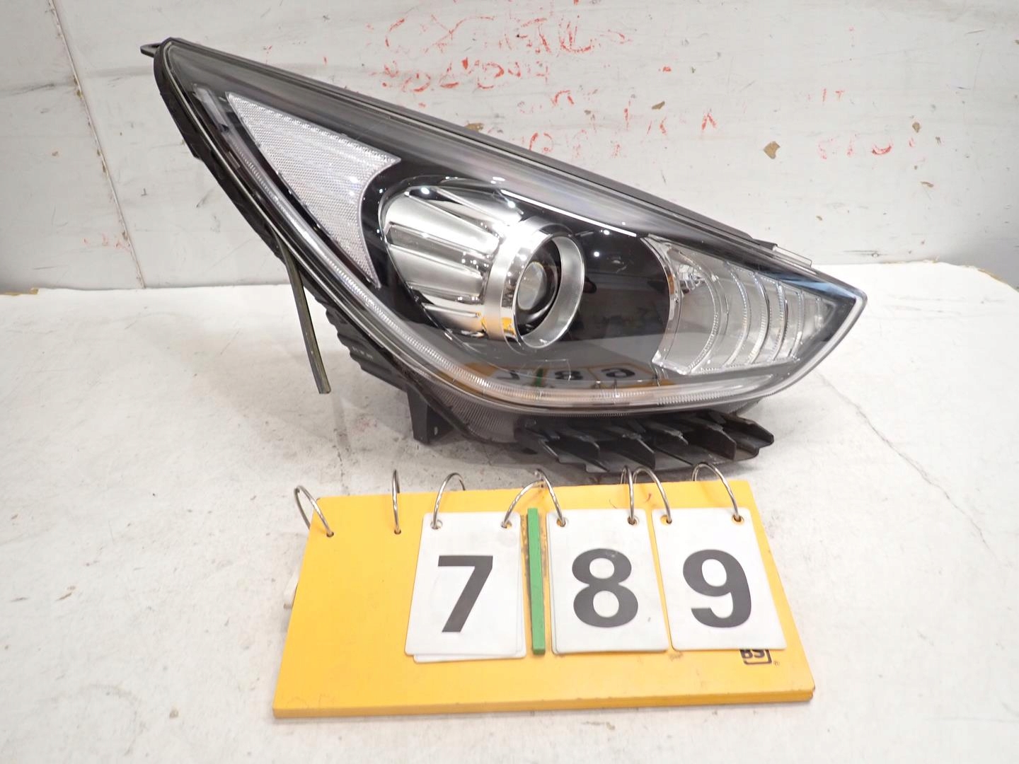 light front front right KIA NIRO 2016- 92102-G5
