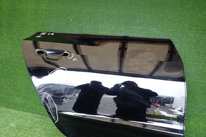 AUDI A7 4K8 18- door right rear. rear part