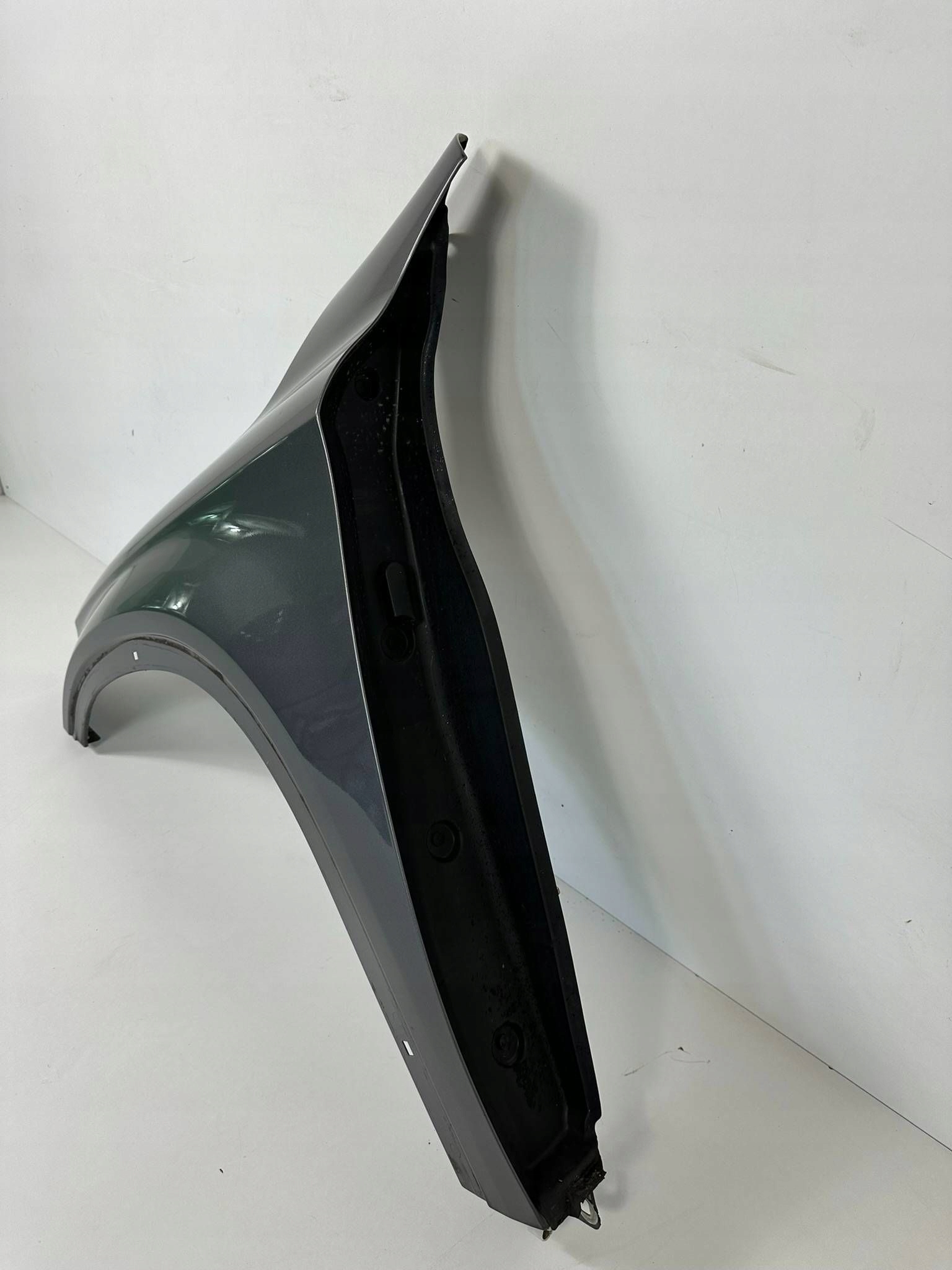 Mercedes-Benz GLA W156 2017 left fender front 787 A1568810101