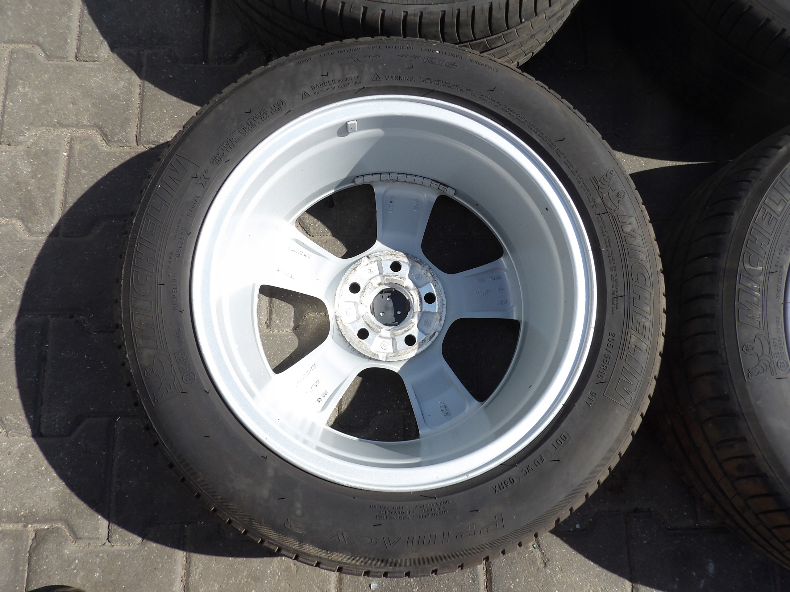 Ford Focus MK3 wheels discs aluminium 205/55R16 DM5C-1007-A1A