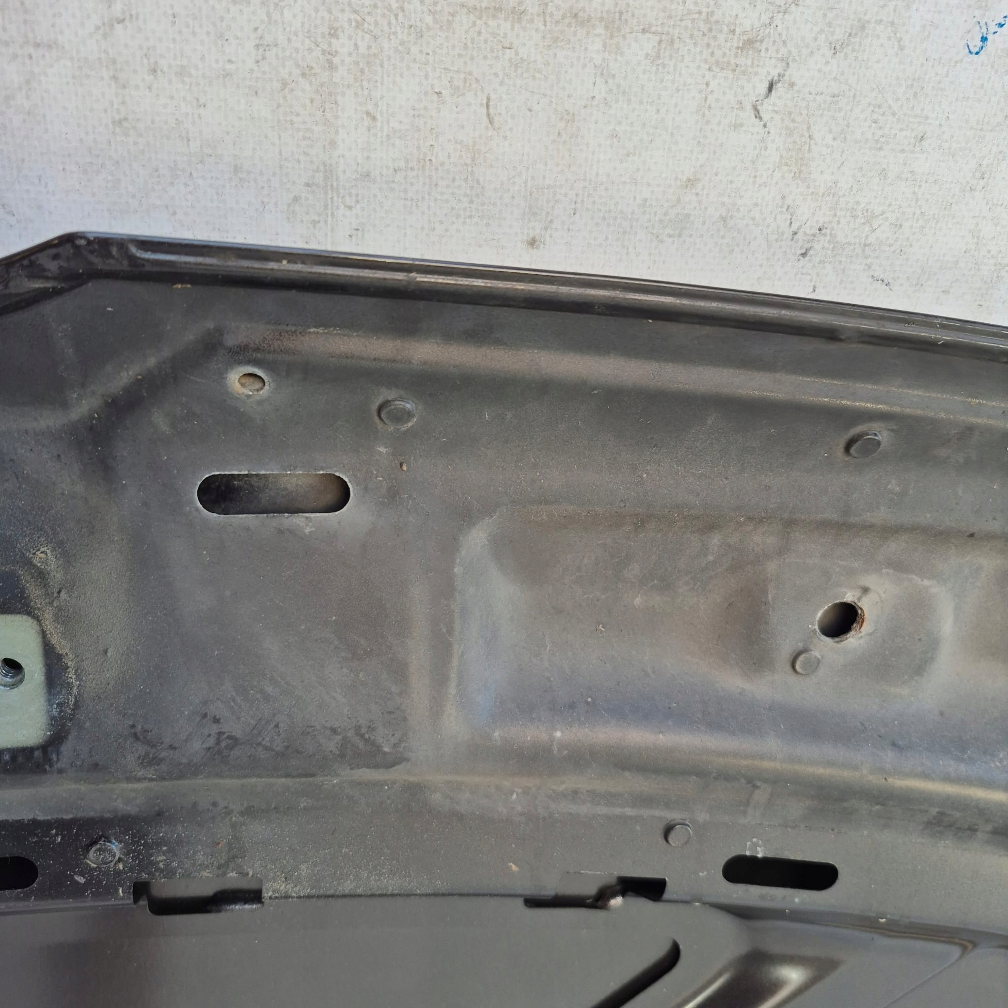 VW PASSAT B7 3AA 10- Cofano BARDZO LADNA