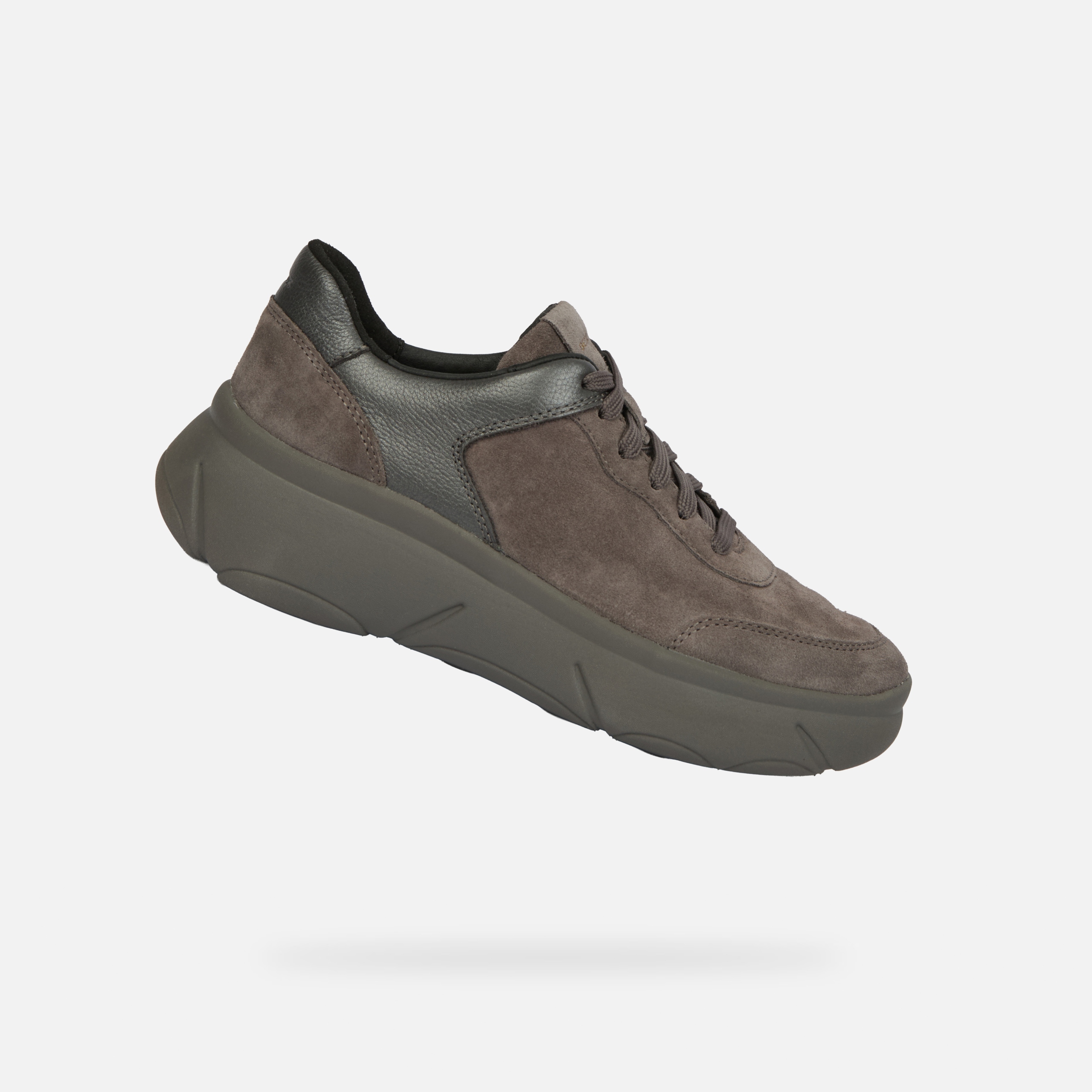 Geox Světle hnědé dámské tenisky Geox Nebula 2.0 X