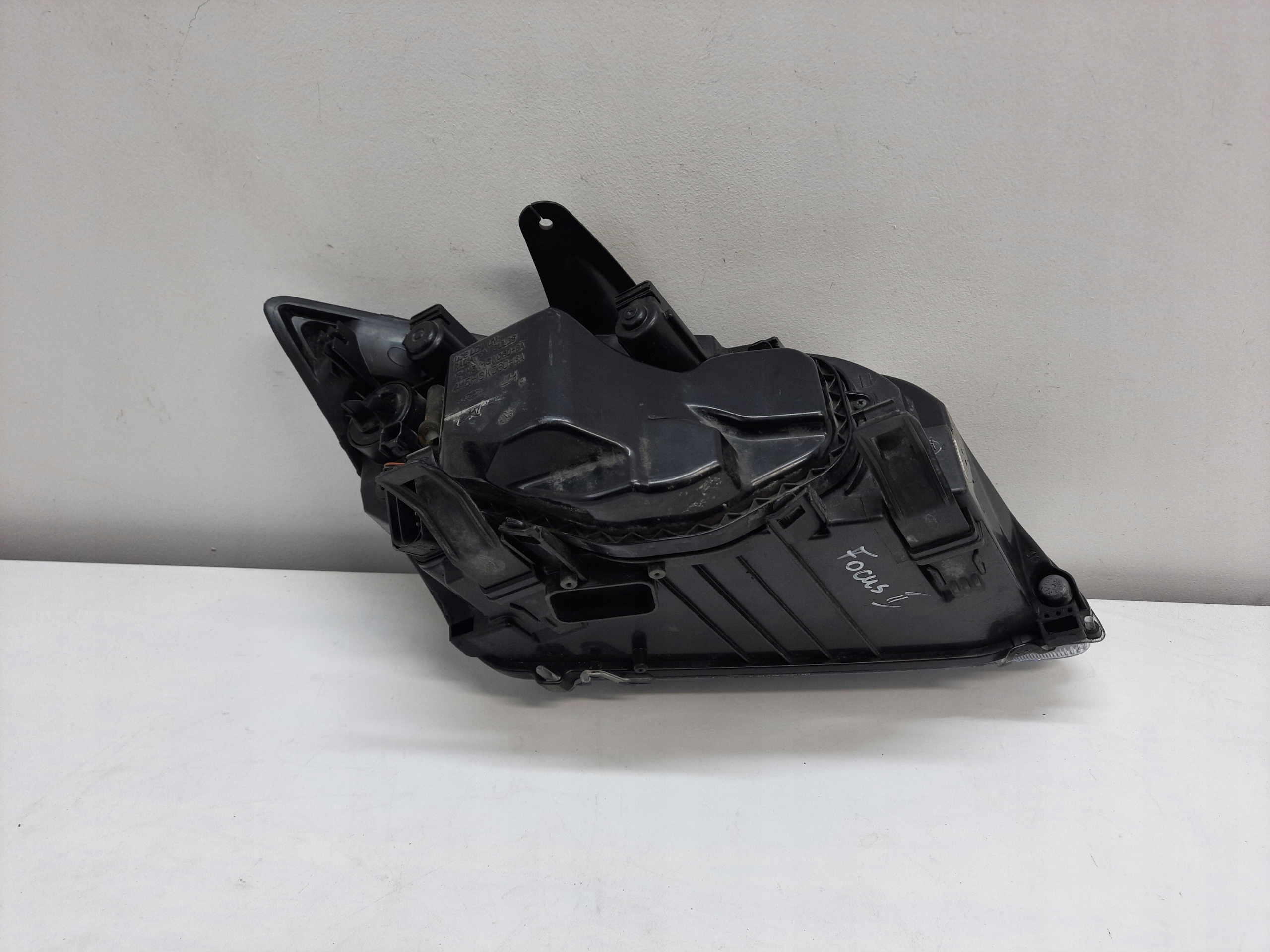 FORD FOCUS MK2 II 04-07 SKRETNA light REFLEKTOR left front original EUROPA