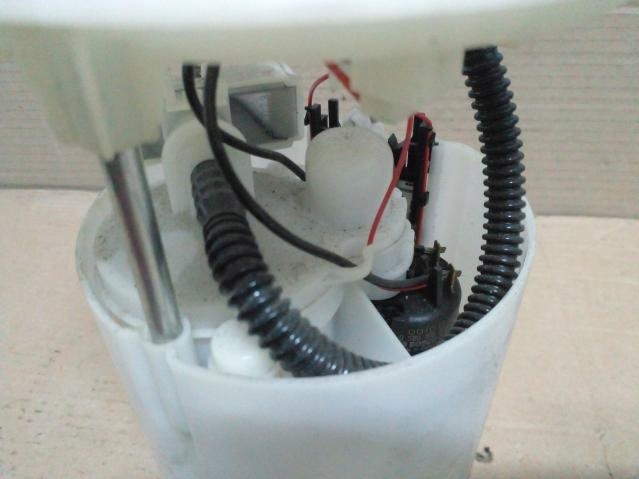 feed pump RENAULT TWINGO III 1.0 SCE 172024944R