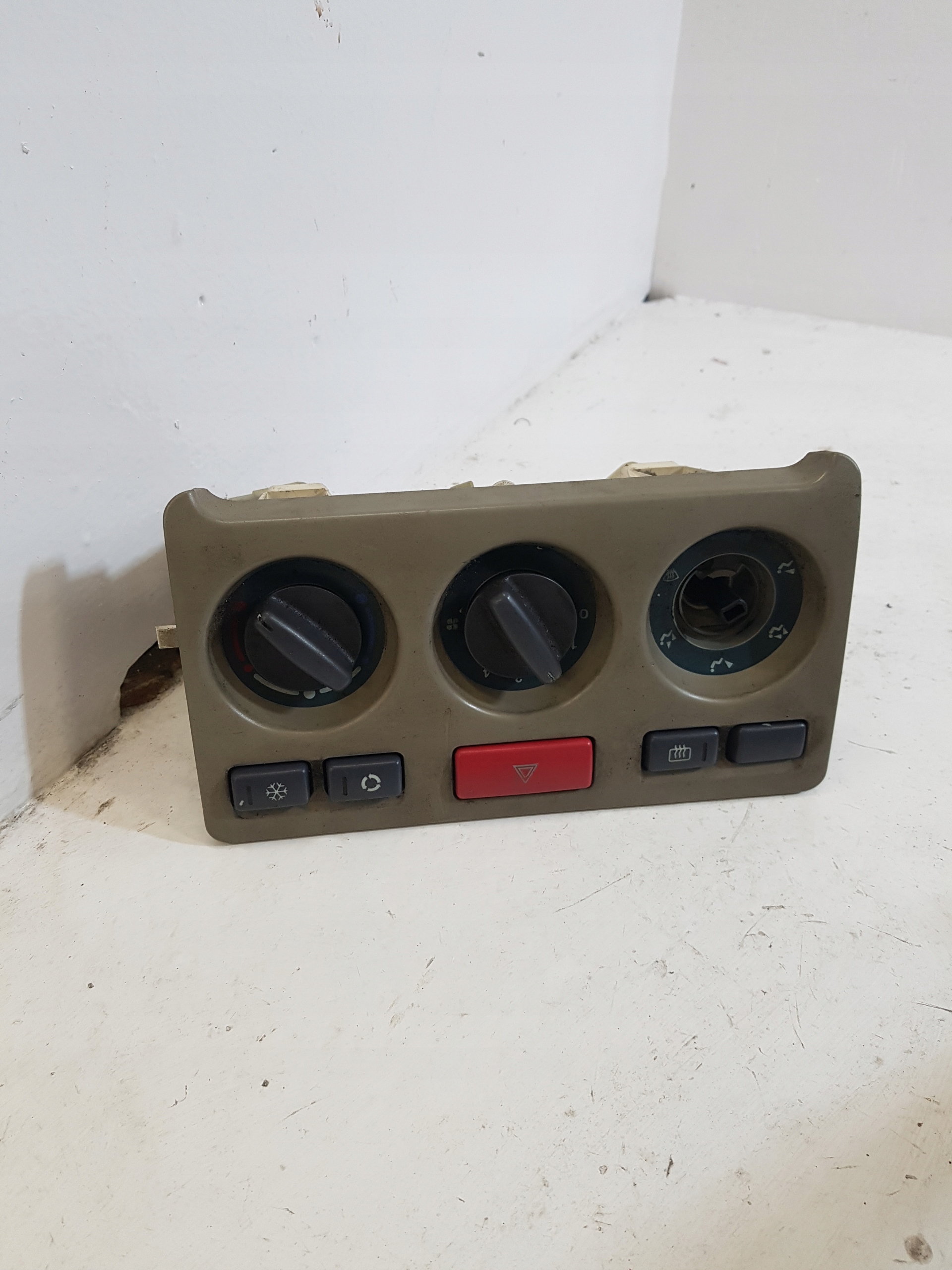 control panel air conditioning devices LAND ROVER FREELANDER W963924