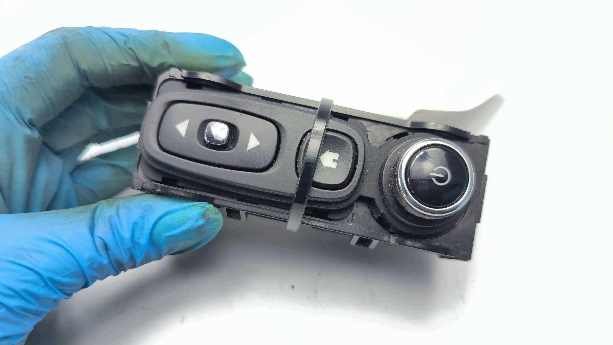 button 08E1067640A OPEL VIVARO B
