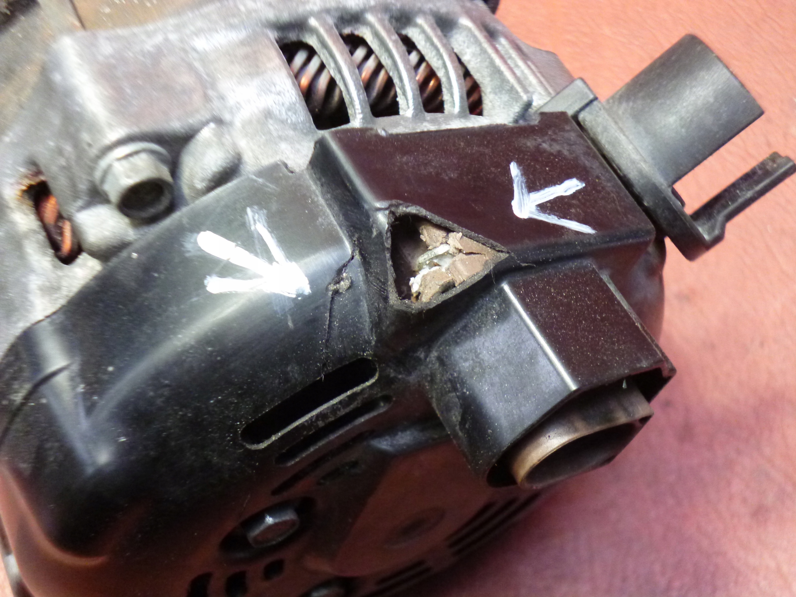 Alternator 120A Ford Focus 1.0 Ecoboost 2013r Producent części Denso