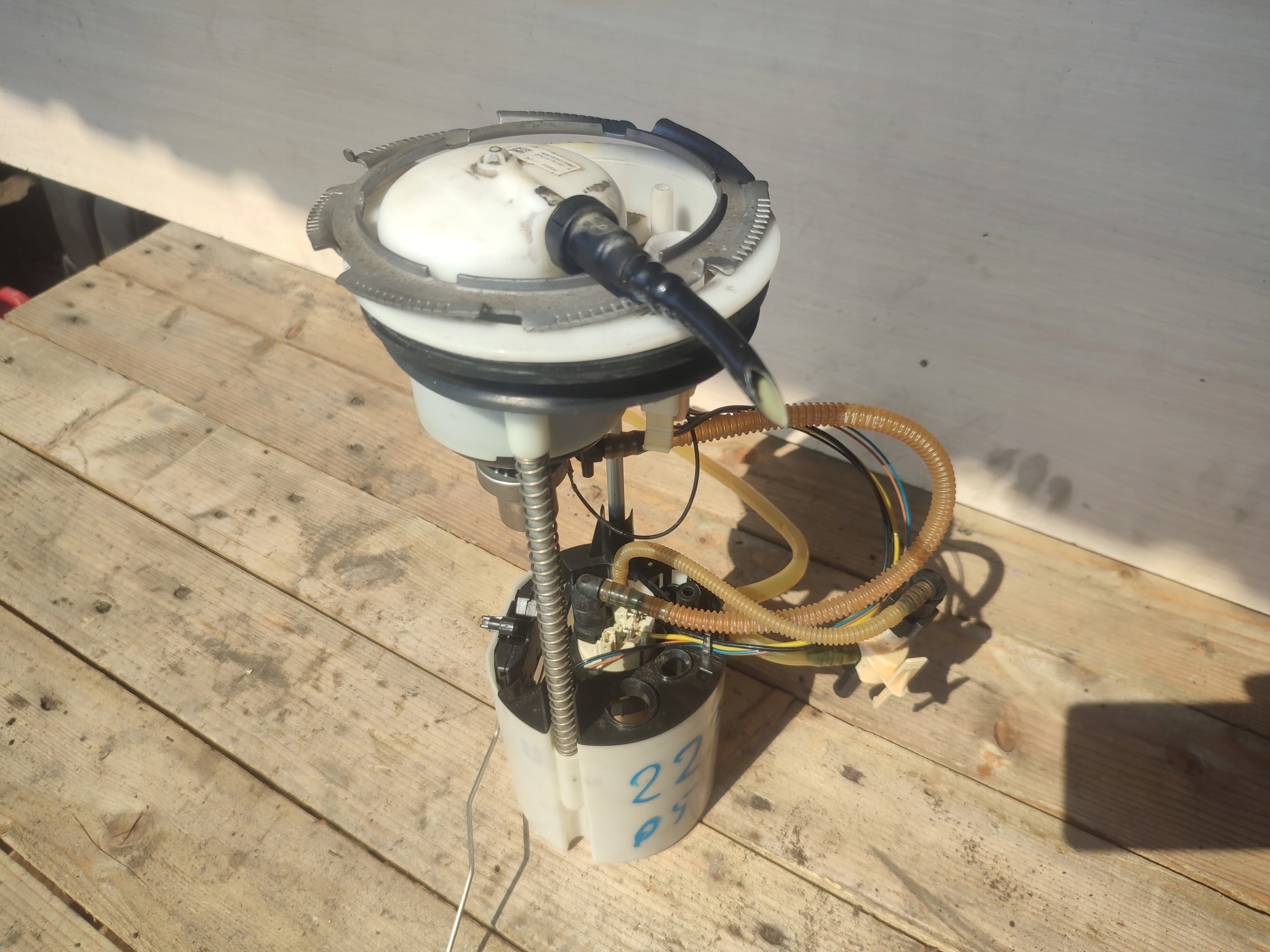 feed pump AUDI Q5 8R 2.0 224KM 8R0919051K
