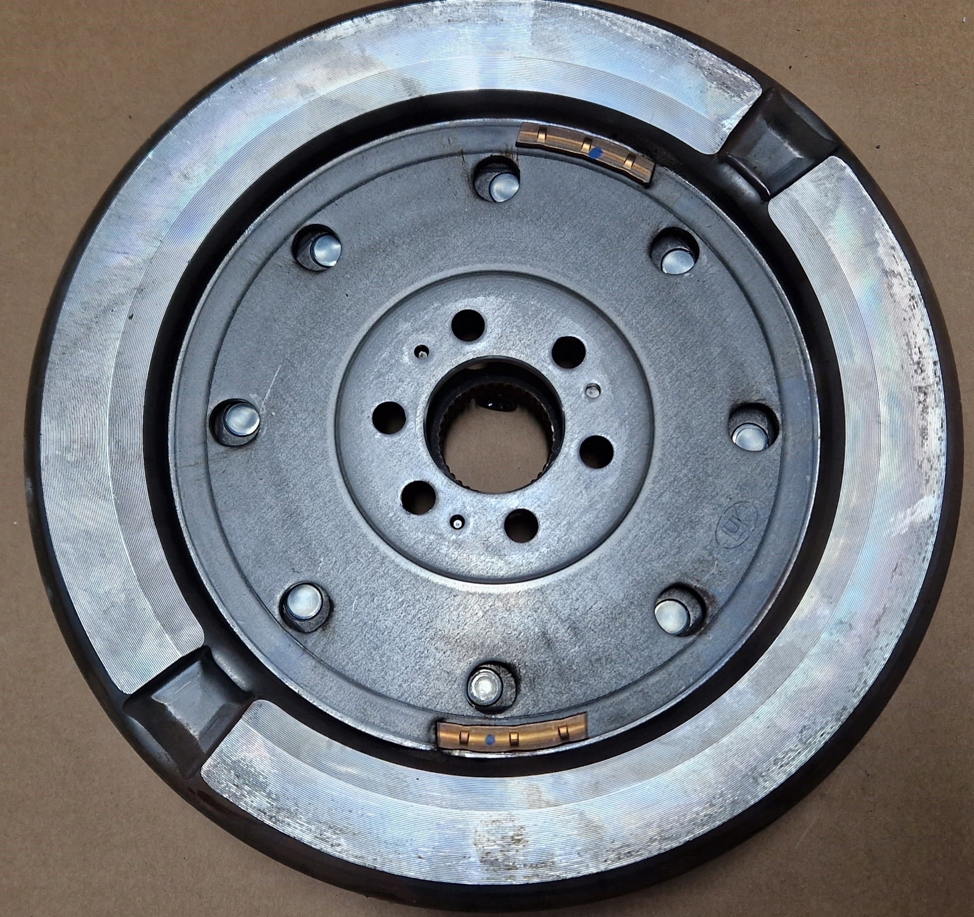 wheel flywheel clutch 05E105266F 1.5 TSI VW SKOD