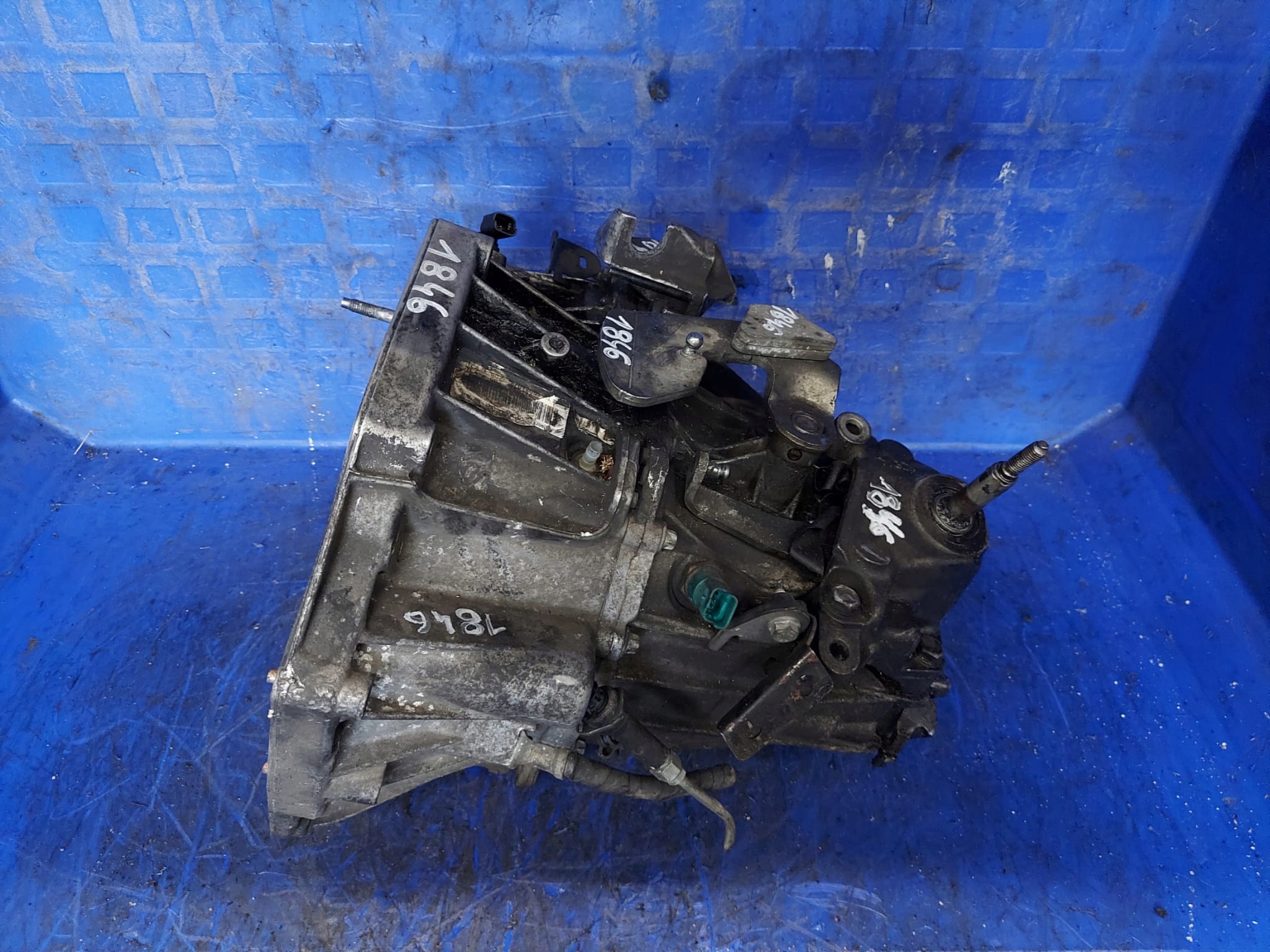 Getriebe RENAULT CLIO III 1.5 DCI TL4A002 MANUAL