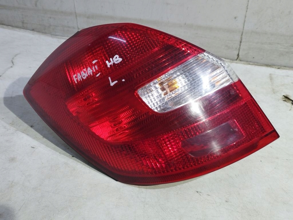 Skoda Fabia II HB light left rear part rear